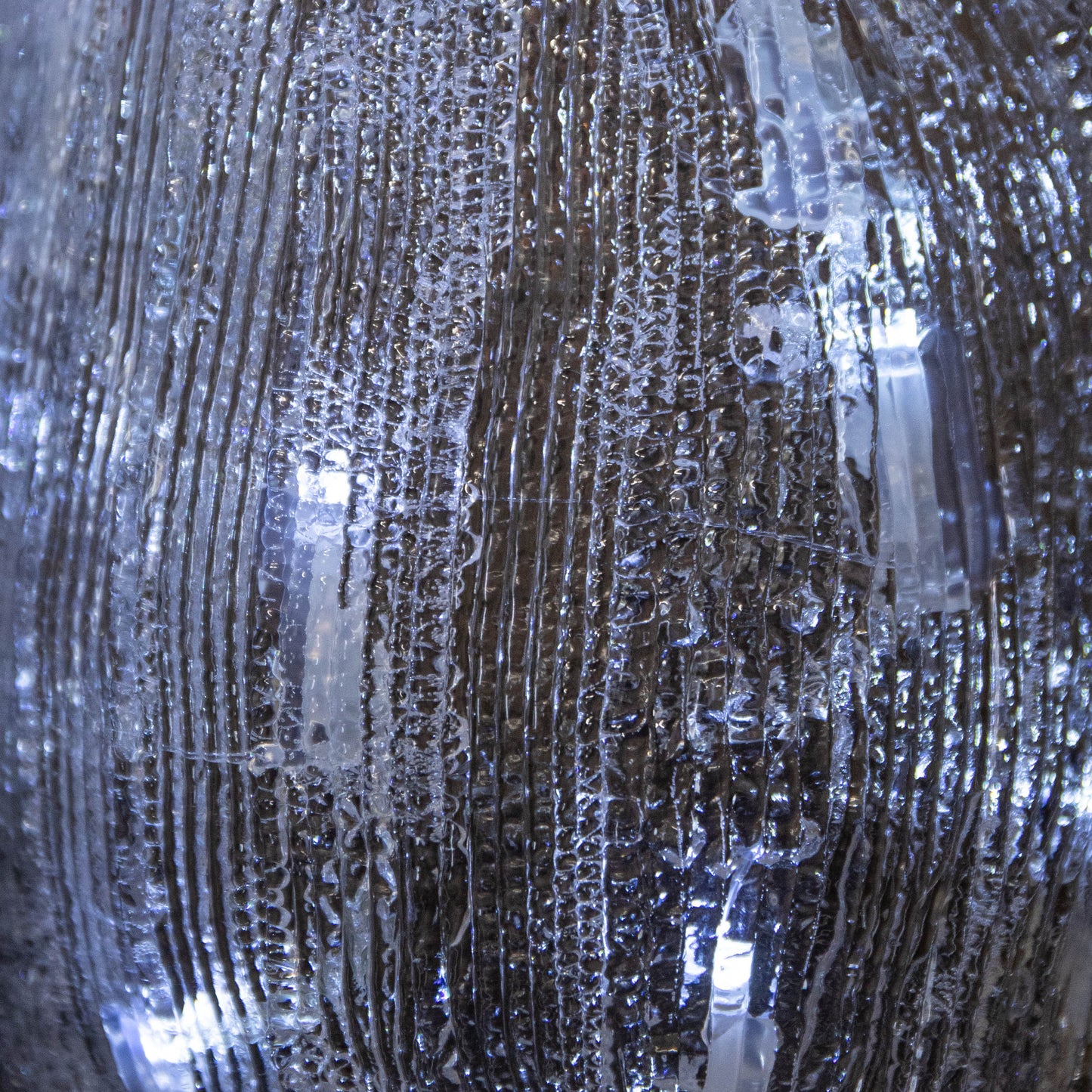 29cm Battery Operated Light up Acrylic Christmas Penguin & Chick with 30 White LEDs