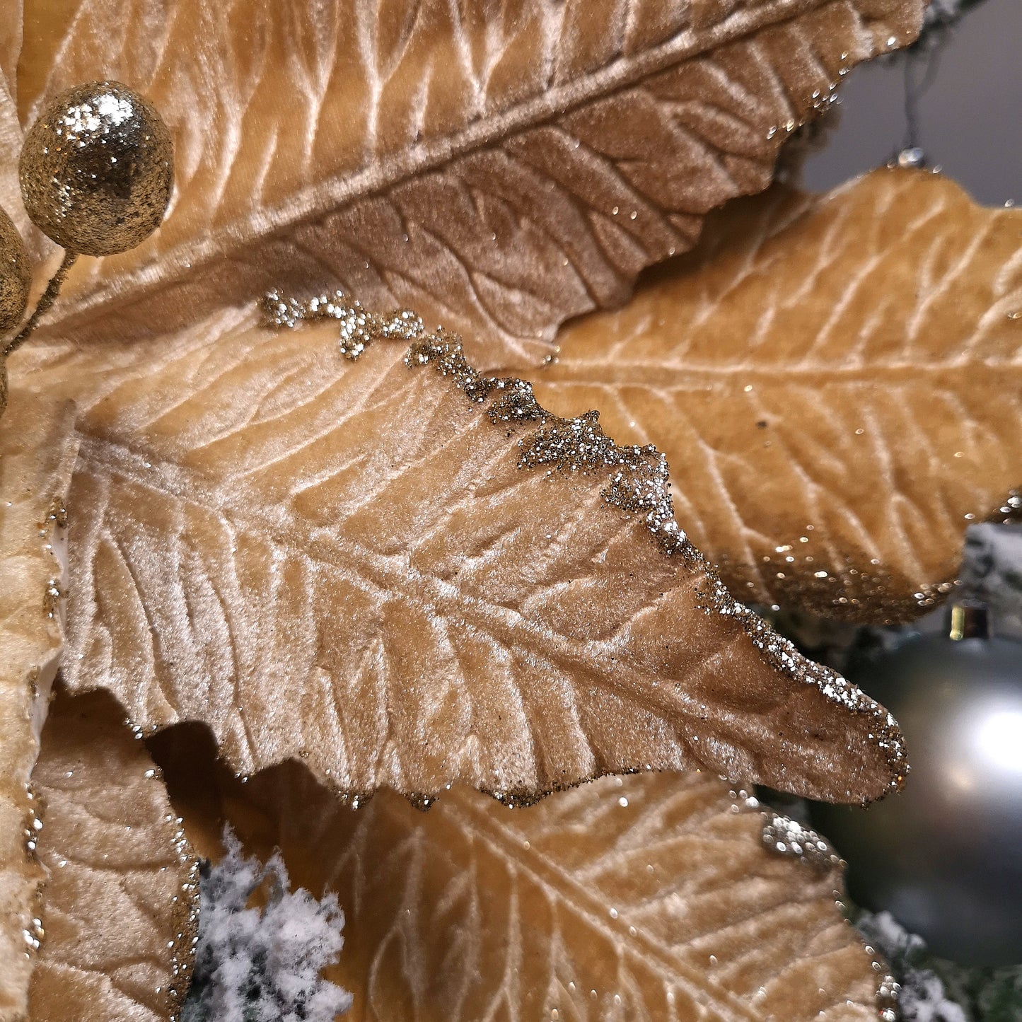 68cm Champagne Gold Velvet Poinsettia Stem Christmas Decoration