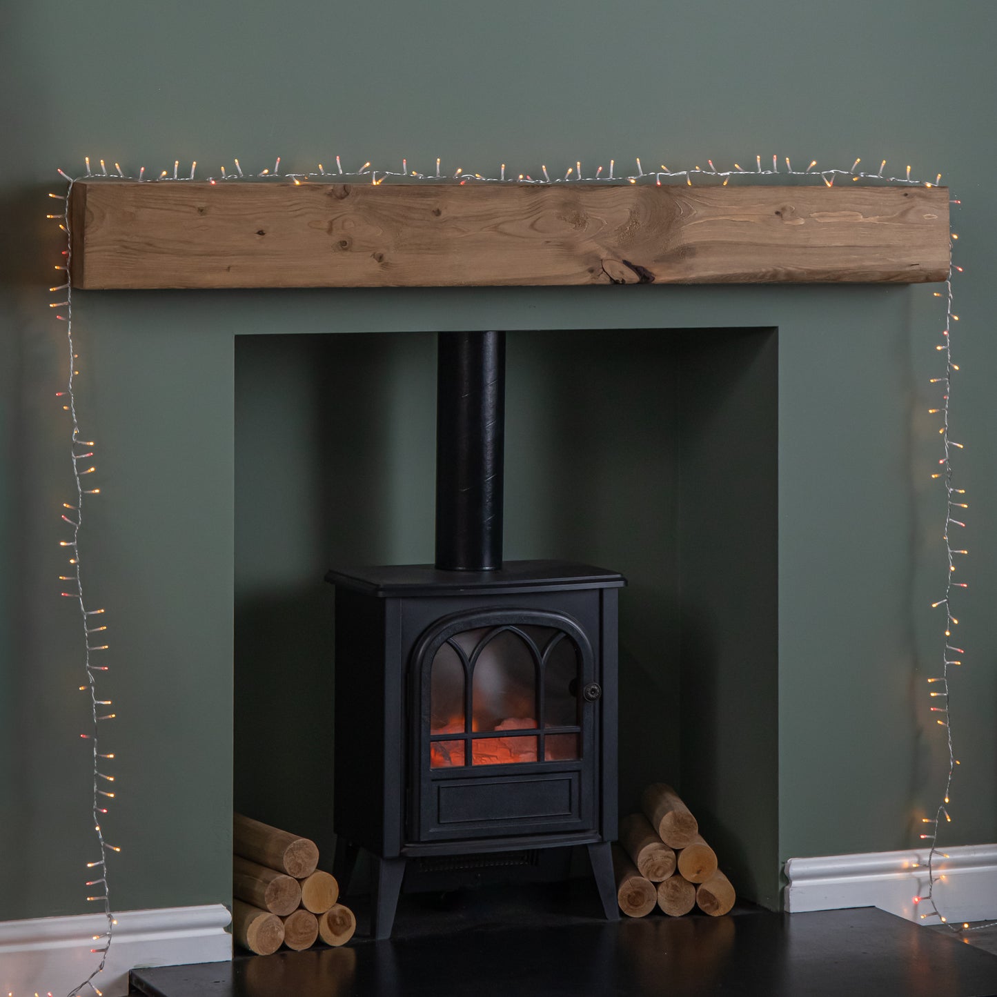 37.5m 1500 LED TreeBrights Christmas String Lights with Timer in Vintage Gold and Red on Clear Cable