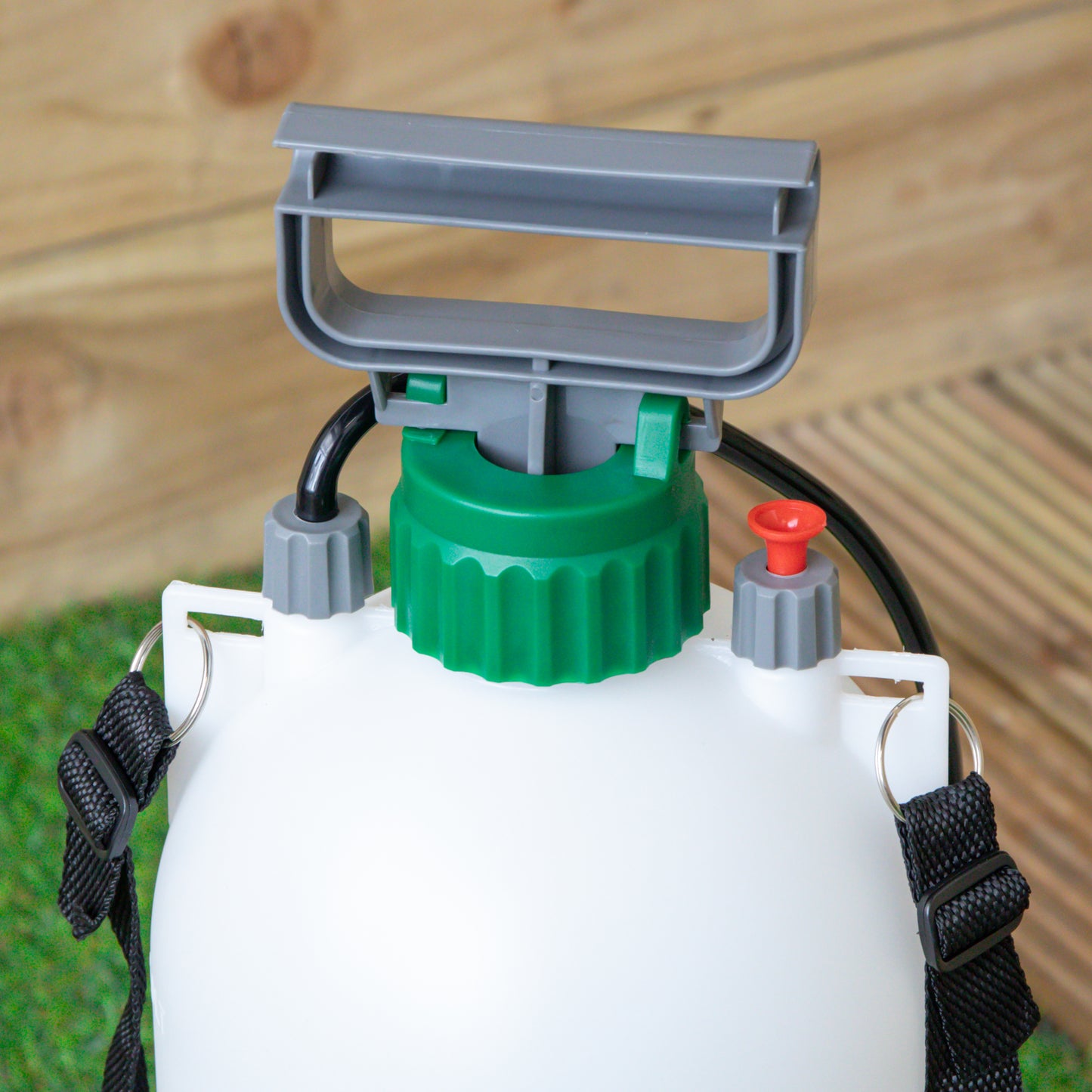 8 Litre Garden Pressure Sprayer with Shoulder Strap & Lance