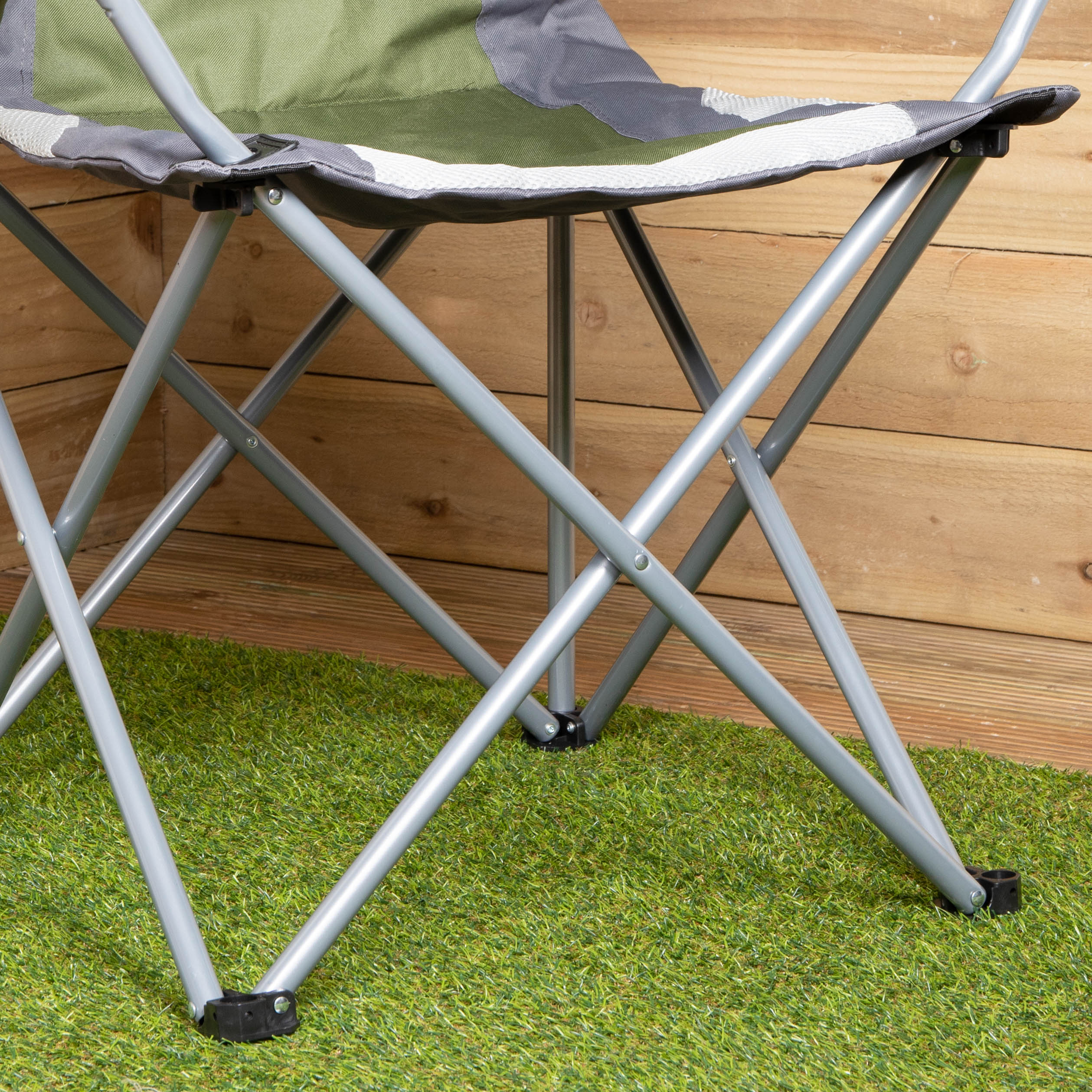 Berkley Folding Lightweight Padded High Back Relaxer Camping Chair in Forest Green