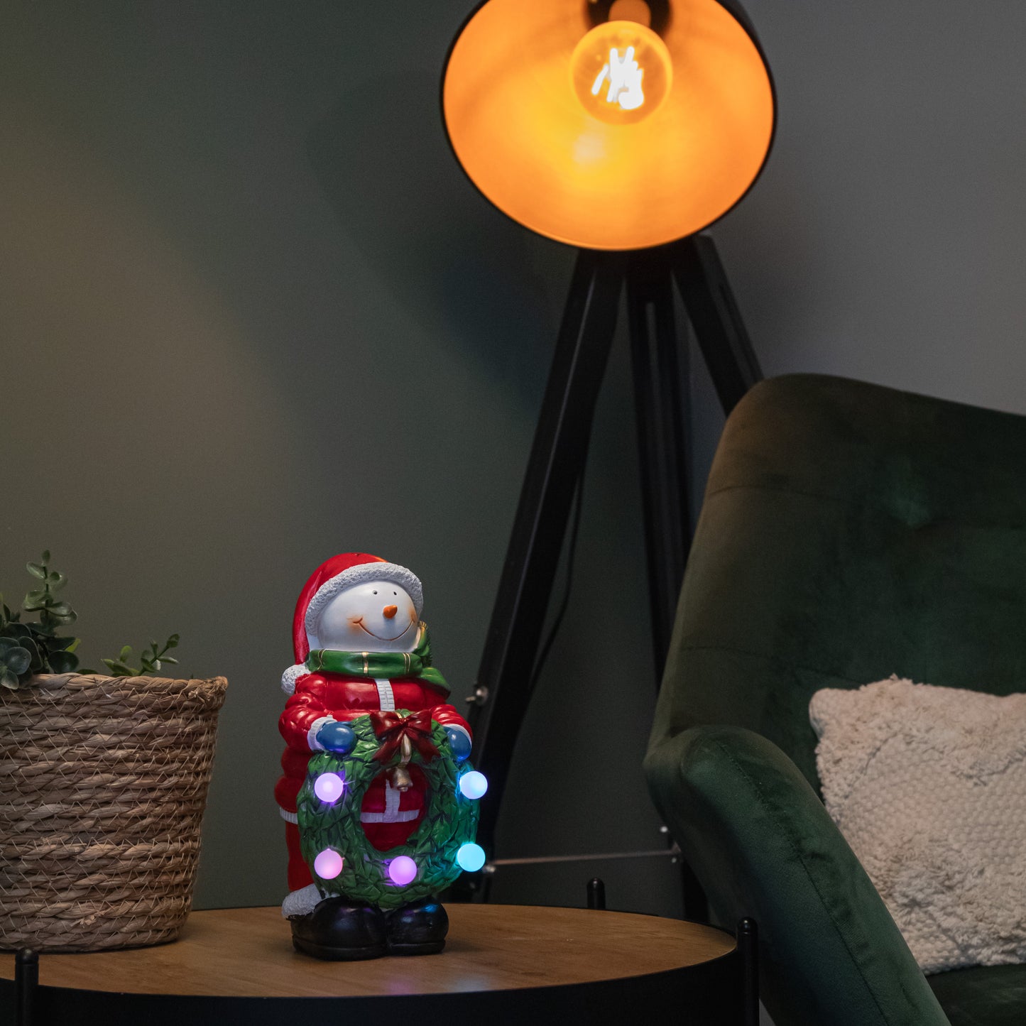 25cm Battery Powered Light up Frosty Snowman Christmas Hand Painted Decoration with LEDs