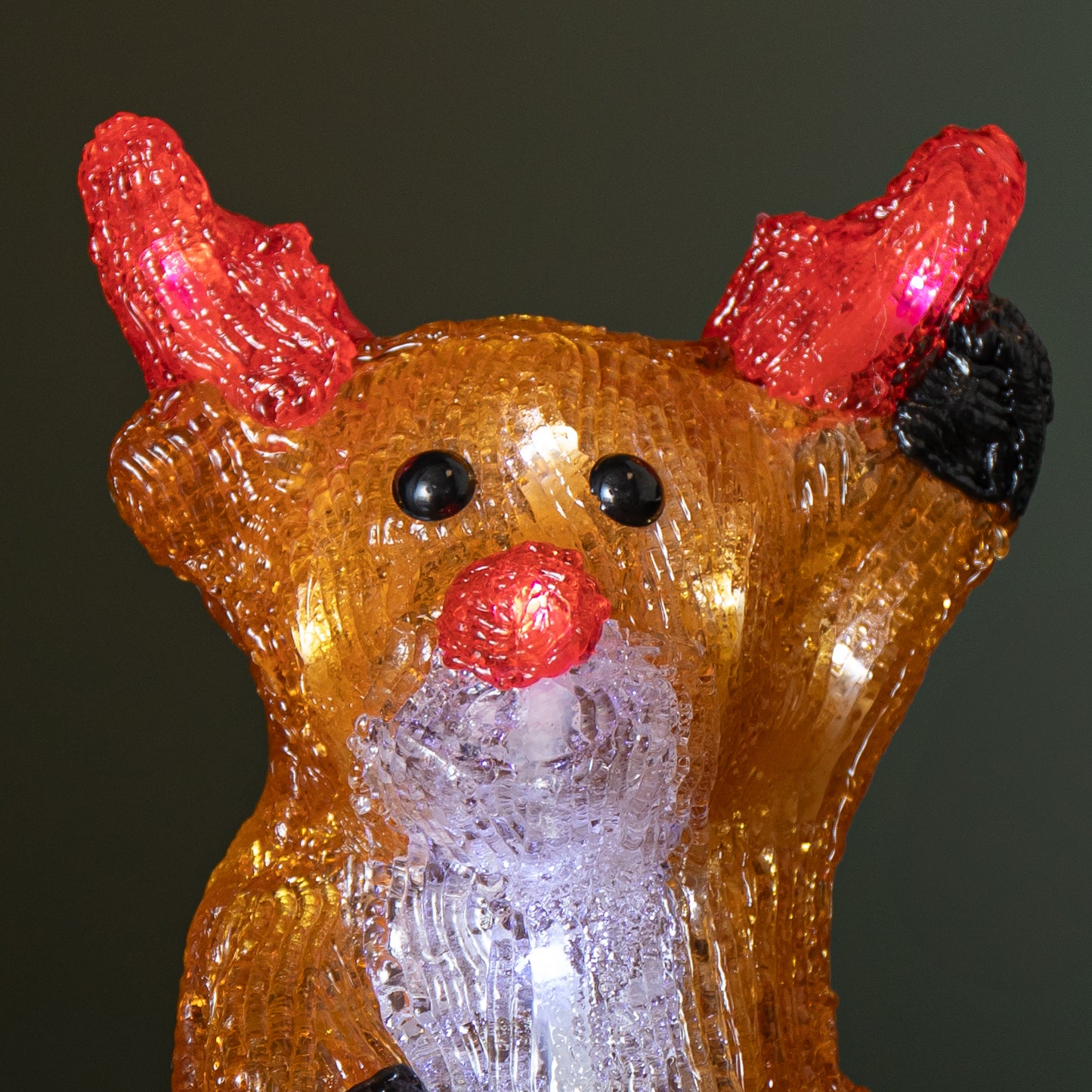 20cm Battery Operated Light up Acrylic Christmas Reindeer Decoration with 16 Ice White LEDs