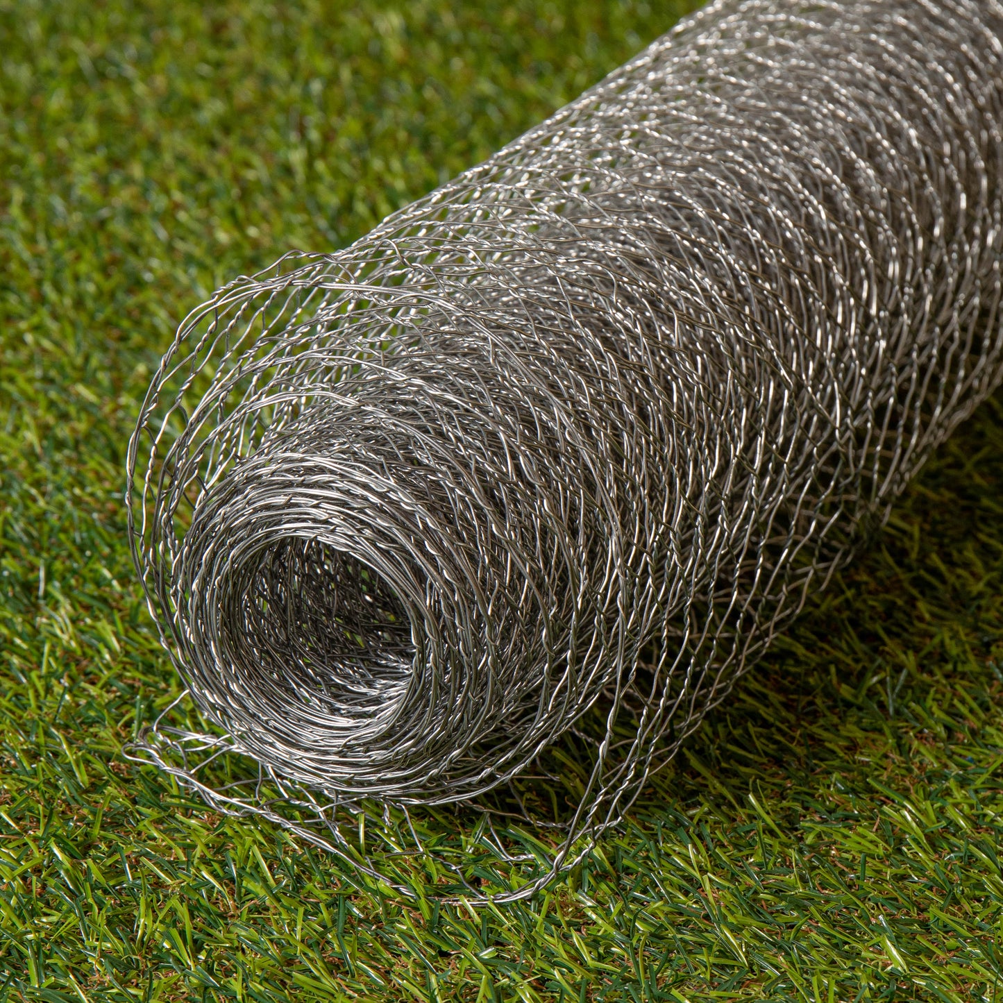 4m x 90cm of 13mm Chicken Wire Mesh Netting for Gardens / Pets / Ponds
