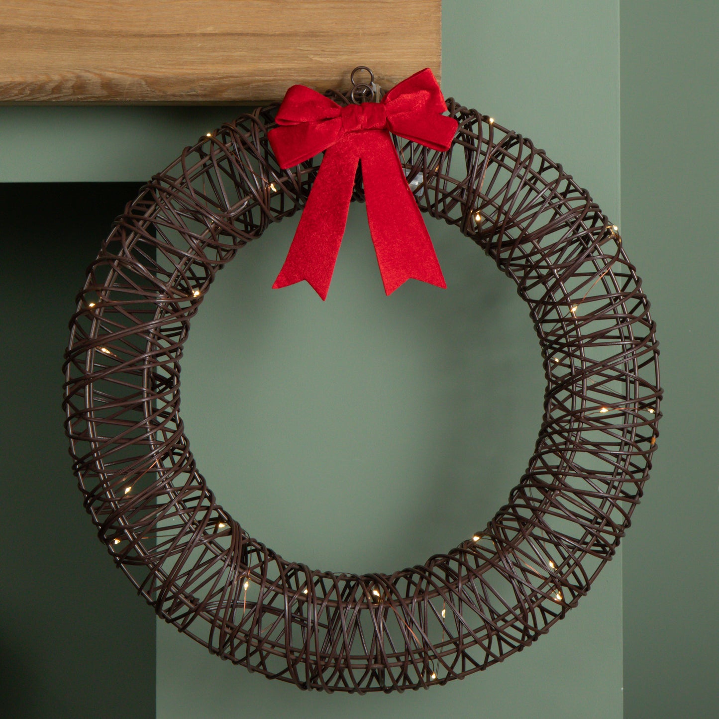 50cm Battery Operated Light up Christmas Wreath with Red Bow & 40 Warm White LEDs