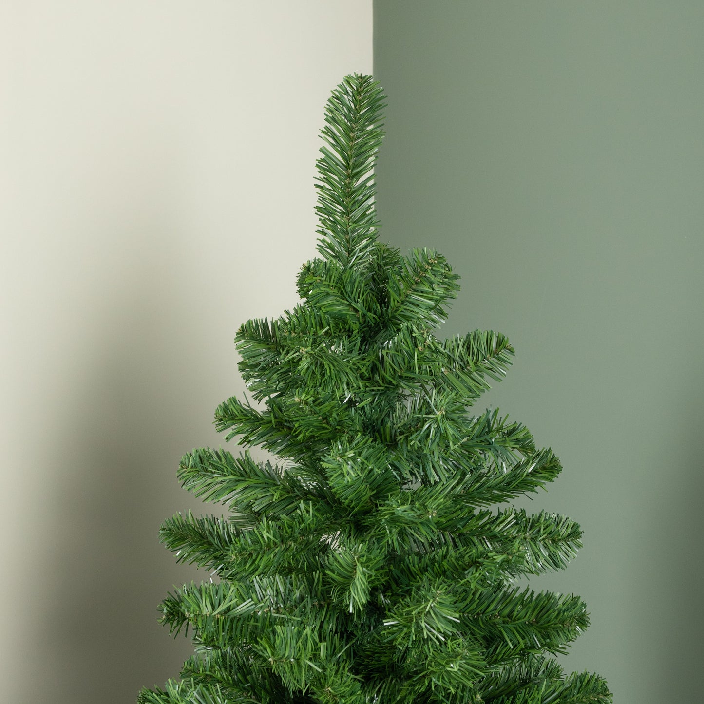 7ft (2.1m) Imperial Pine Christmas Tree With 770 Tips and Metal Stand