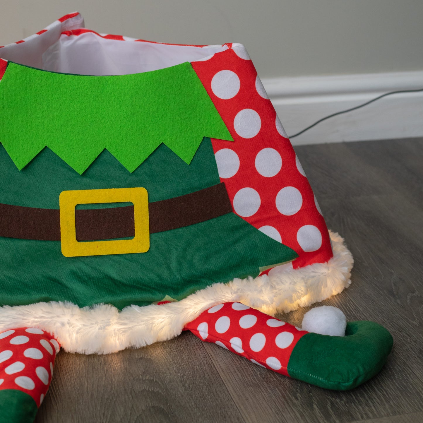 60cm USB Powered Light up Elf Christmas Tree Skirt with Warm White LEDs