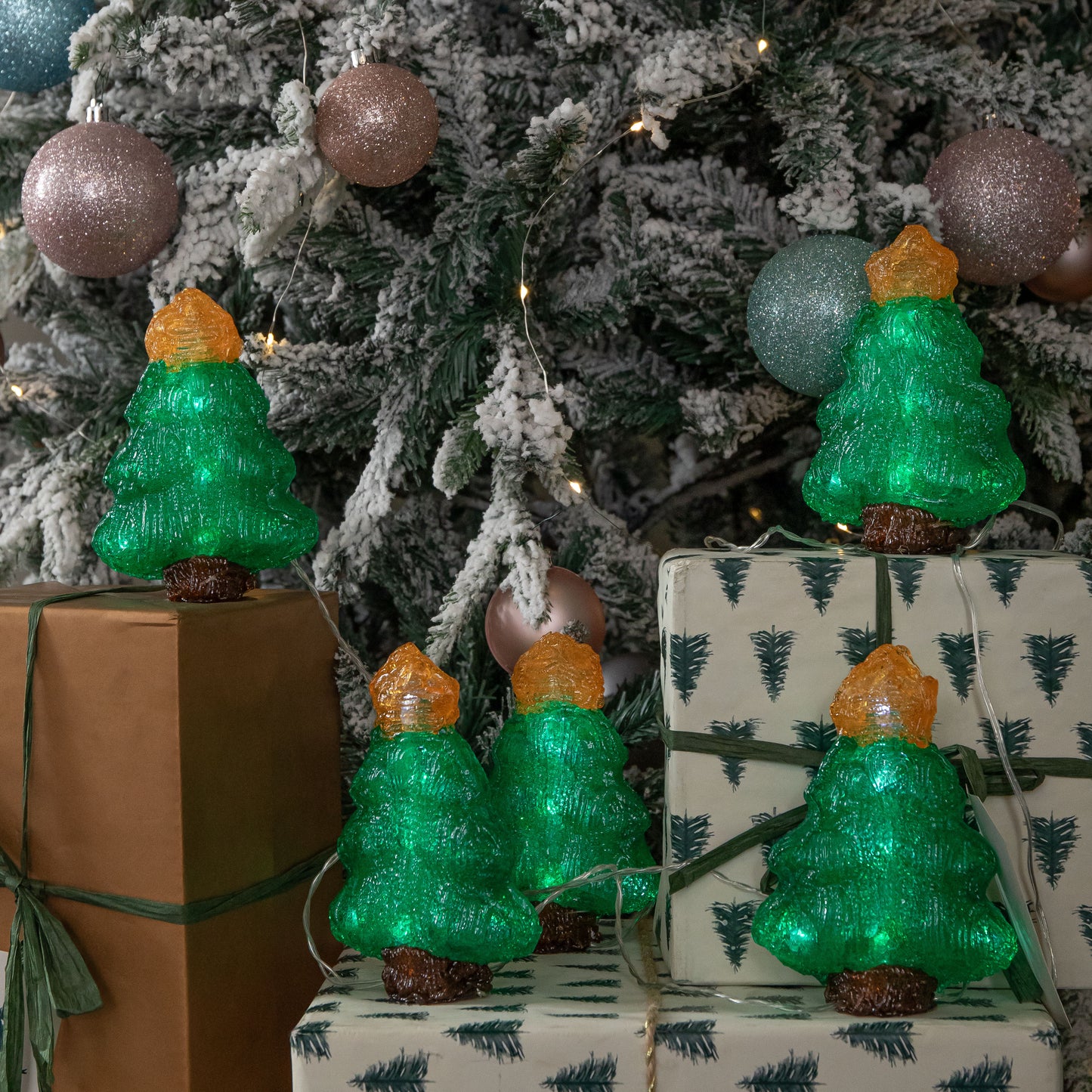 12cm Set of 5 Battery Operated Light up Christmas Tree Ornaments with 50 Cool White LEDs