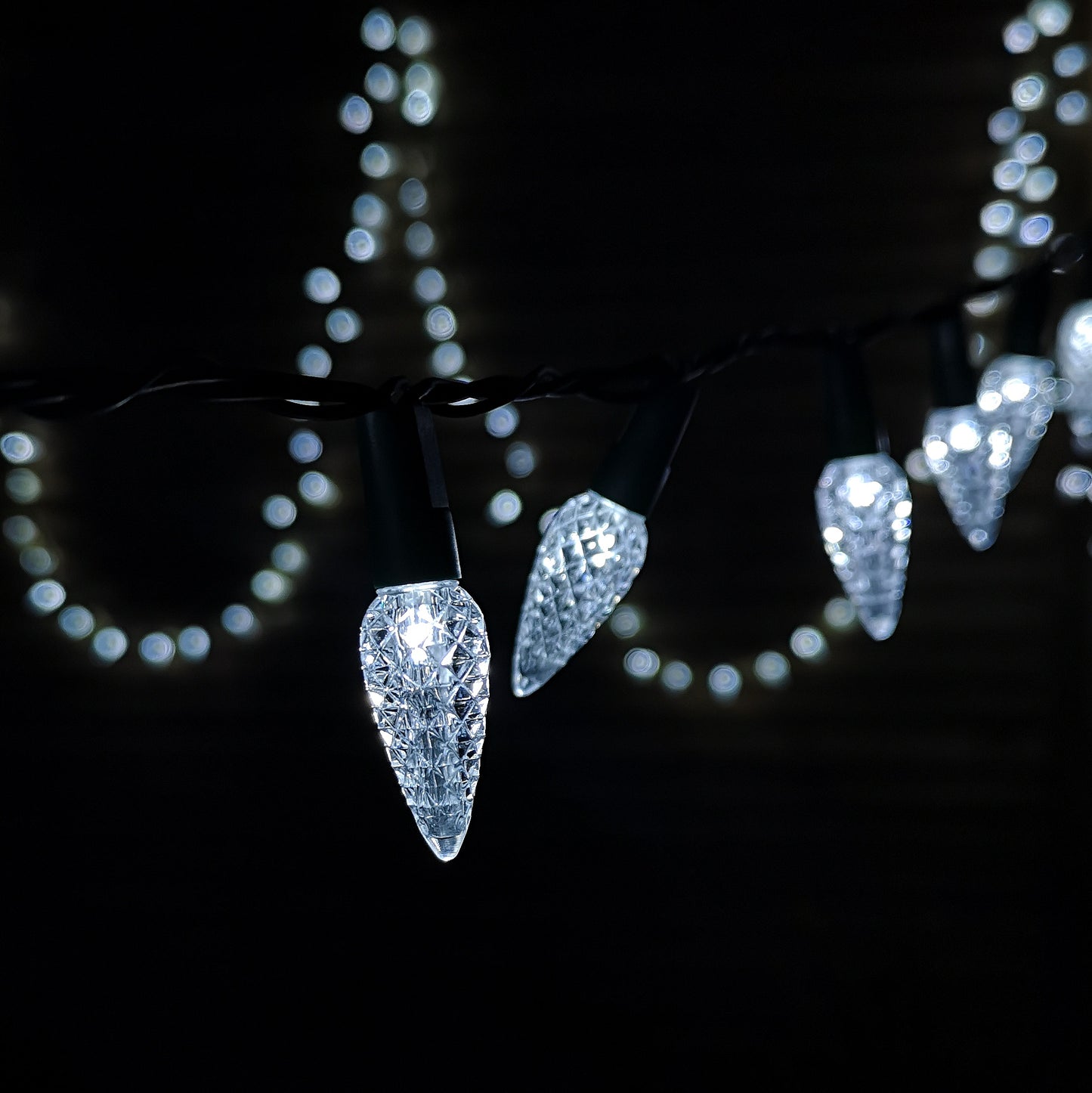 7.5m 150 LED Multi-action Pine Cone Christmas Lights in White