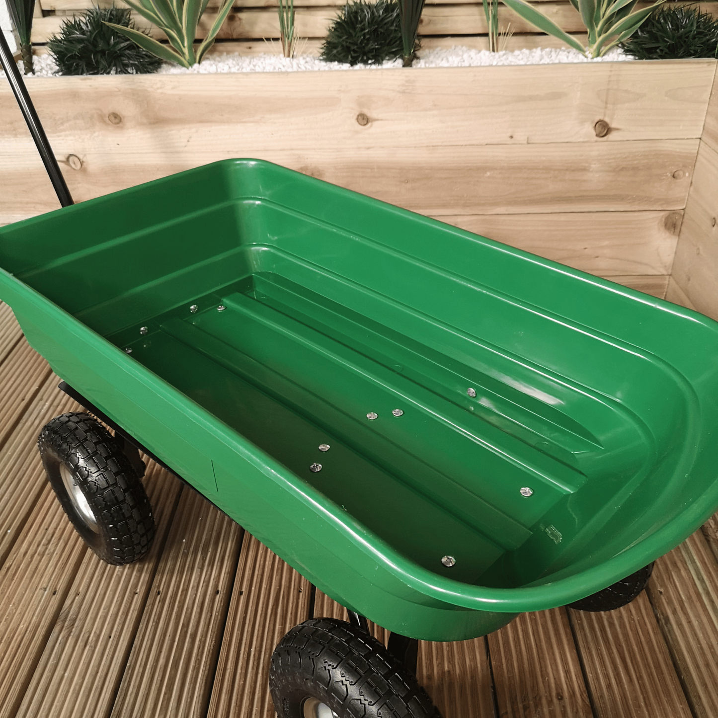 75L Heavy Duty Tipping Garden Dump Truck with 200kg Capacity with Wheels & Pull Handle