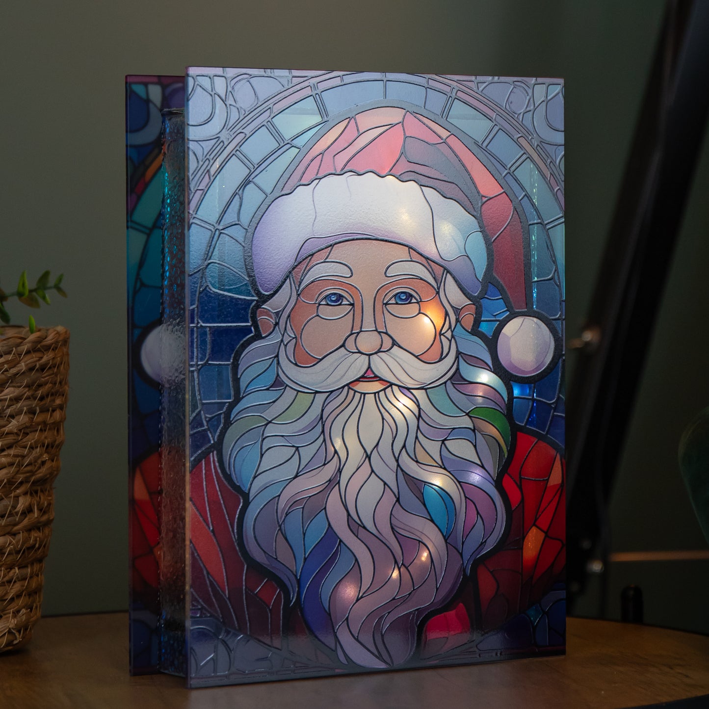 28cm Battery Powered Light up Glass Christmas Decoration with Santa & Warm White LEDs