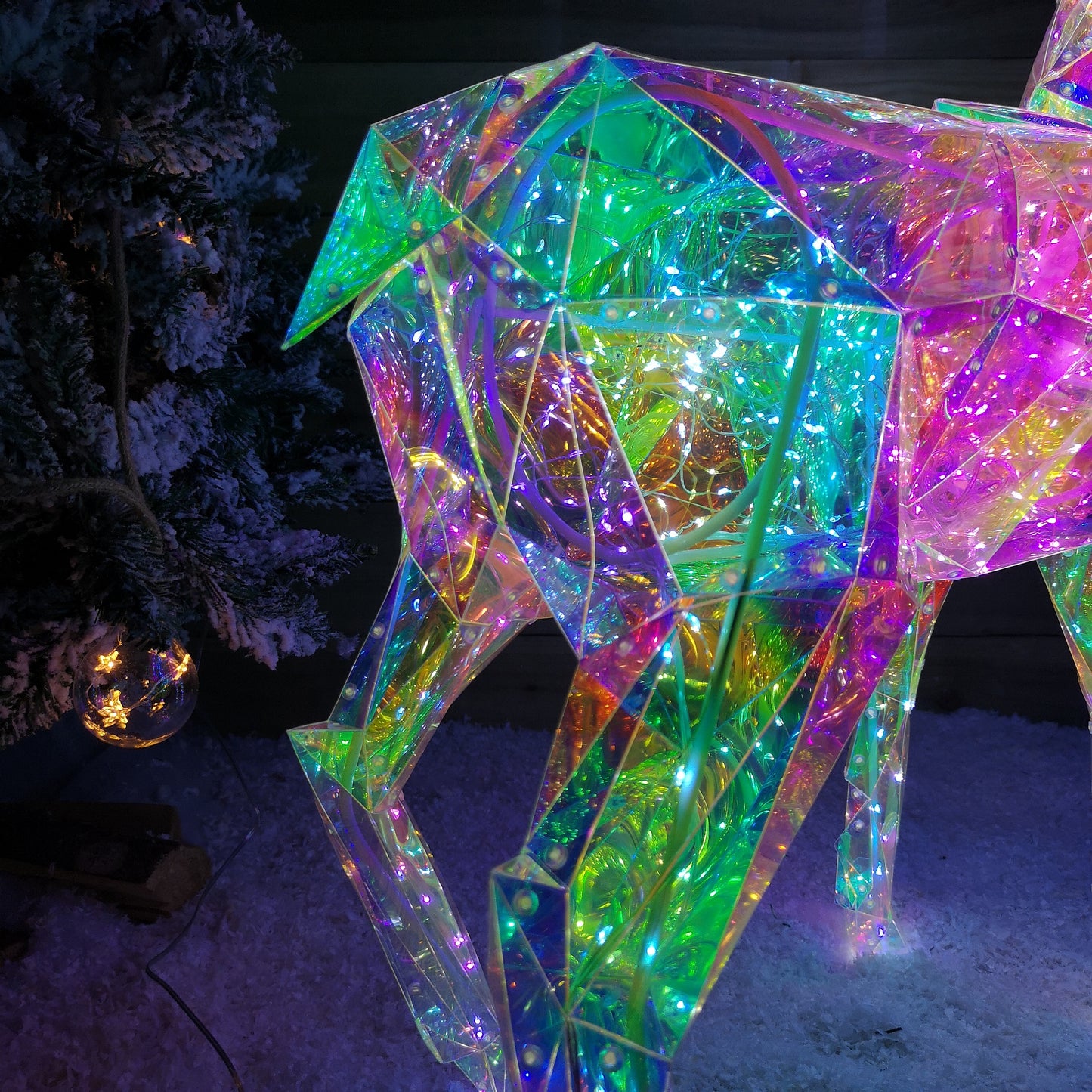 90cm Light up Indoor Outdoor DreamLights Christmas Stag with 500 White LEDs