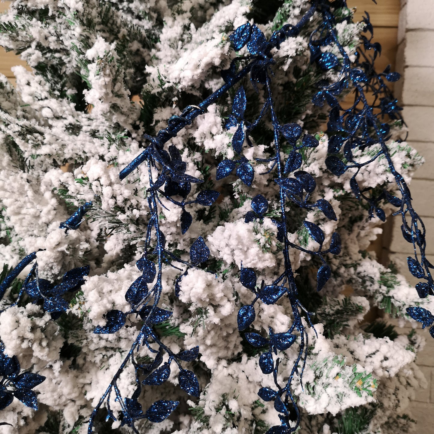 1.5m Midnight Blue Glitter Leaf Christmas Garland Decoration with Hanging Loop