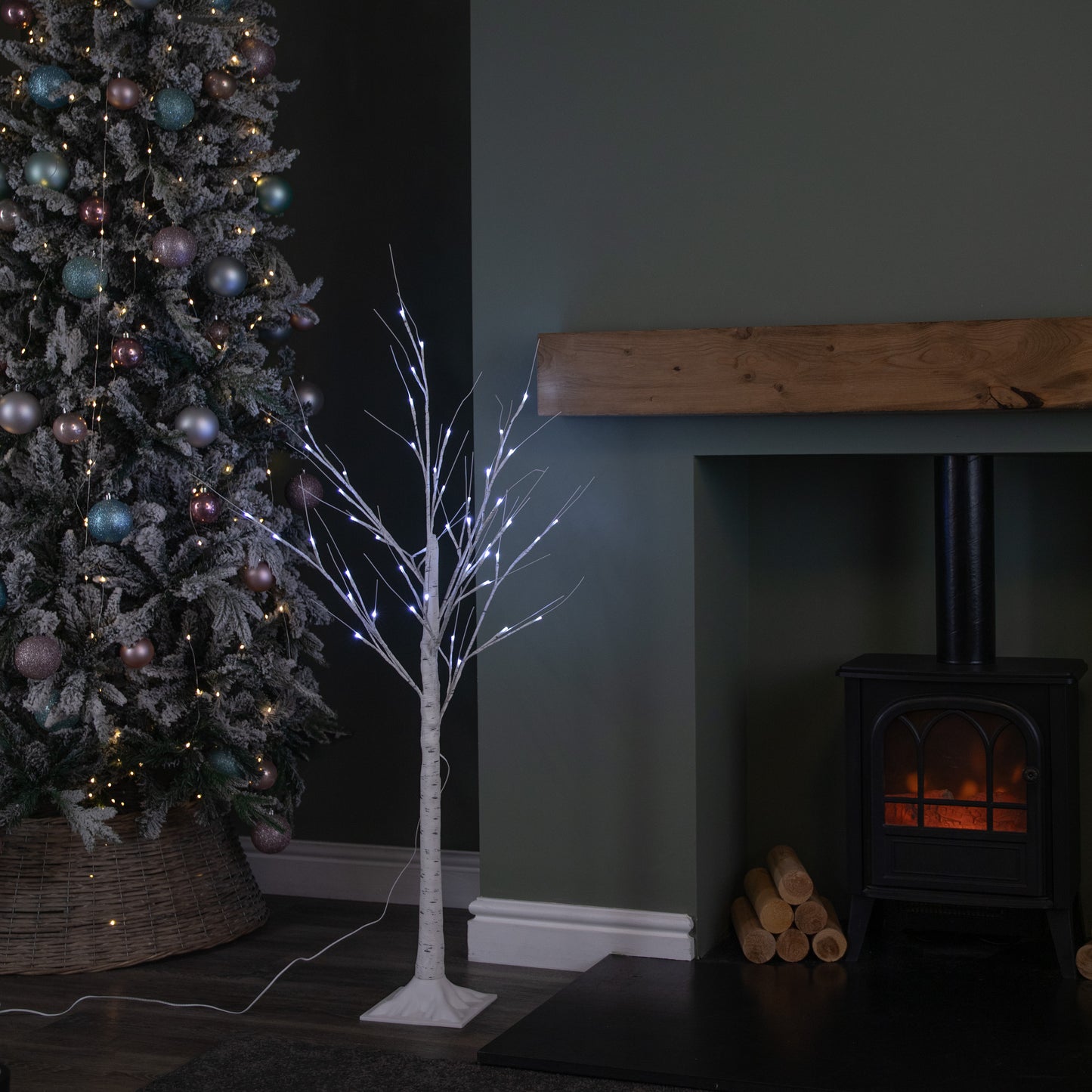 1.2m (4ft) Light up White Christmas Birch Tree with 48 Ice White LEDs