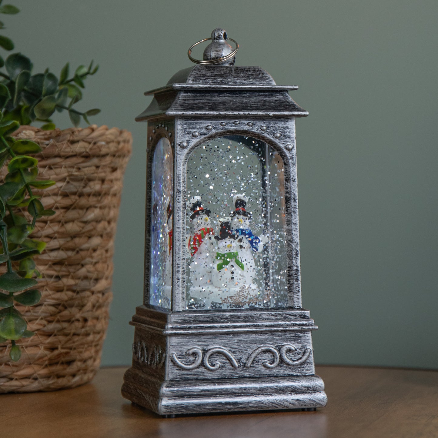 20cm Dual Powered Light up Christmas Water Spinner with 3 Snowmen and White LEDs