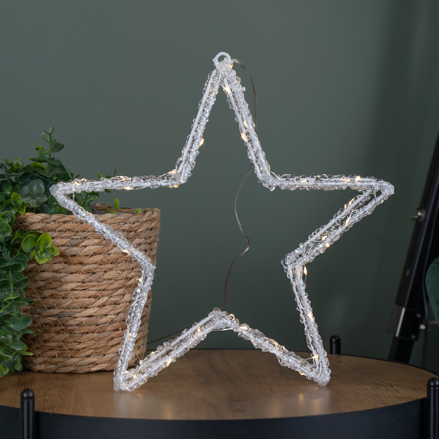 31cm Light up Acrylic Christmas Star with 50 Twinkling Warm White LEDs