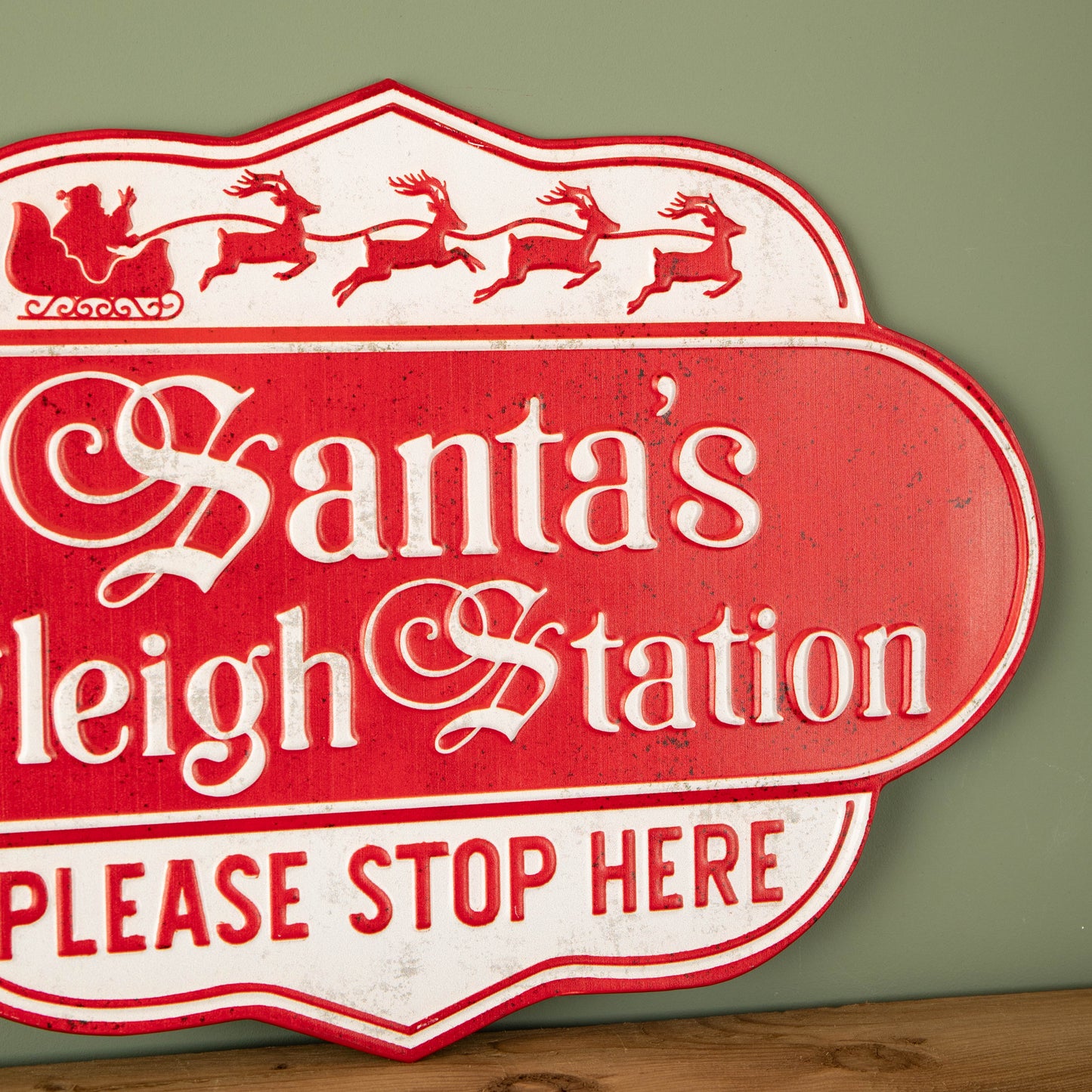 51cm Red and White Metal Christmas Santa Sleigh Station Sign