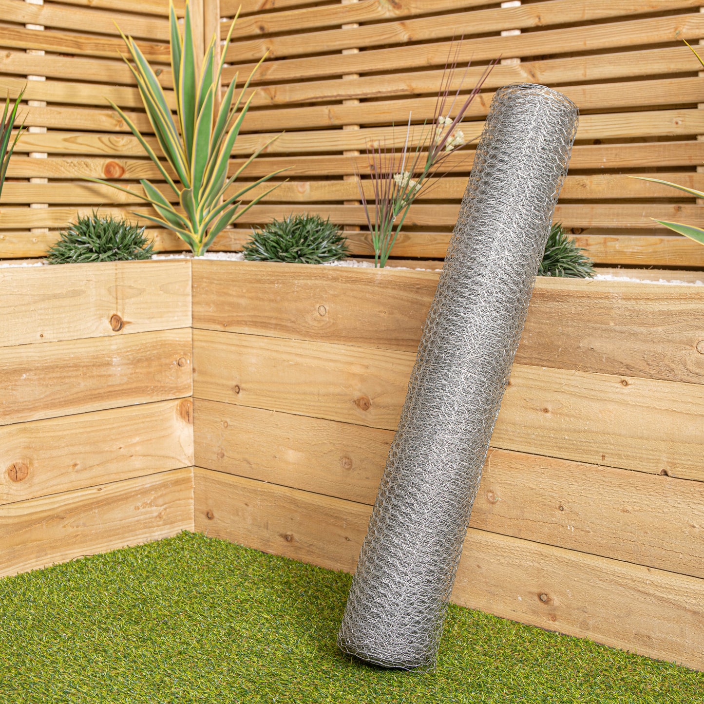 10m x 90cm x 13mm Galvanised Metal Chicken Garden Wire Netting / Fencing