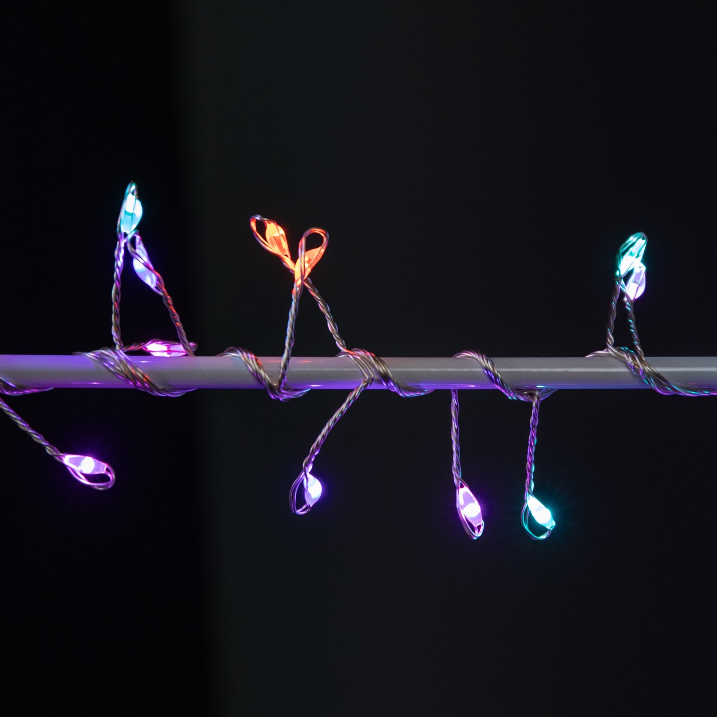 60cm Light up Metal Hanging Christmas Star Decoration with 280 Rainbow LEDs