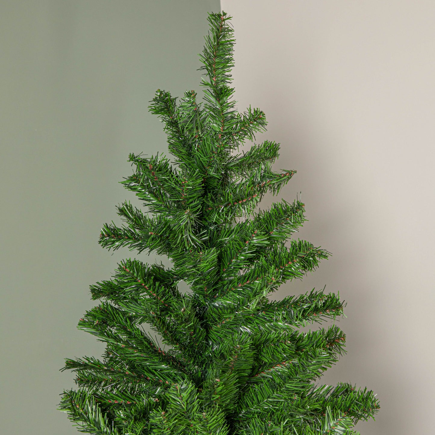 8ft Colorado Spruce Christmas Tree in Green with 1095 tips