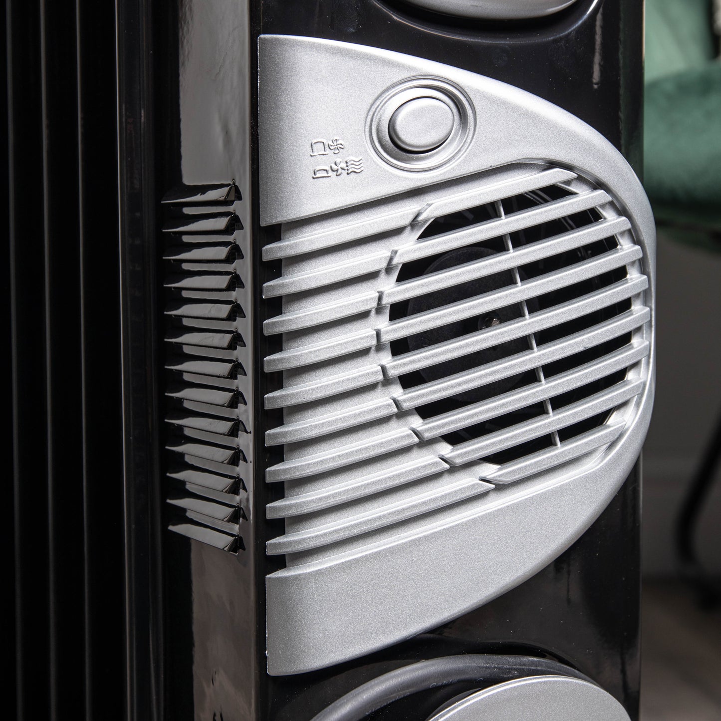 2.5kw 11 Fin Black Electric Oil Filled Radiator / Heater Turbo & 24 Hour Timer