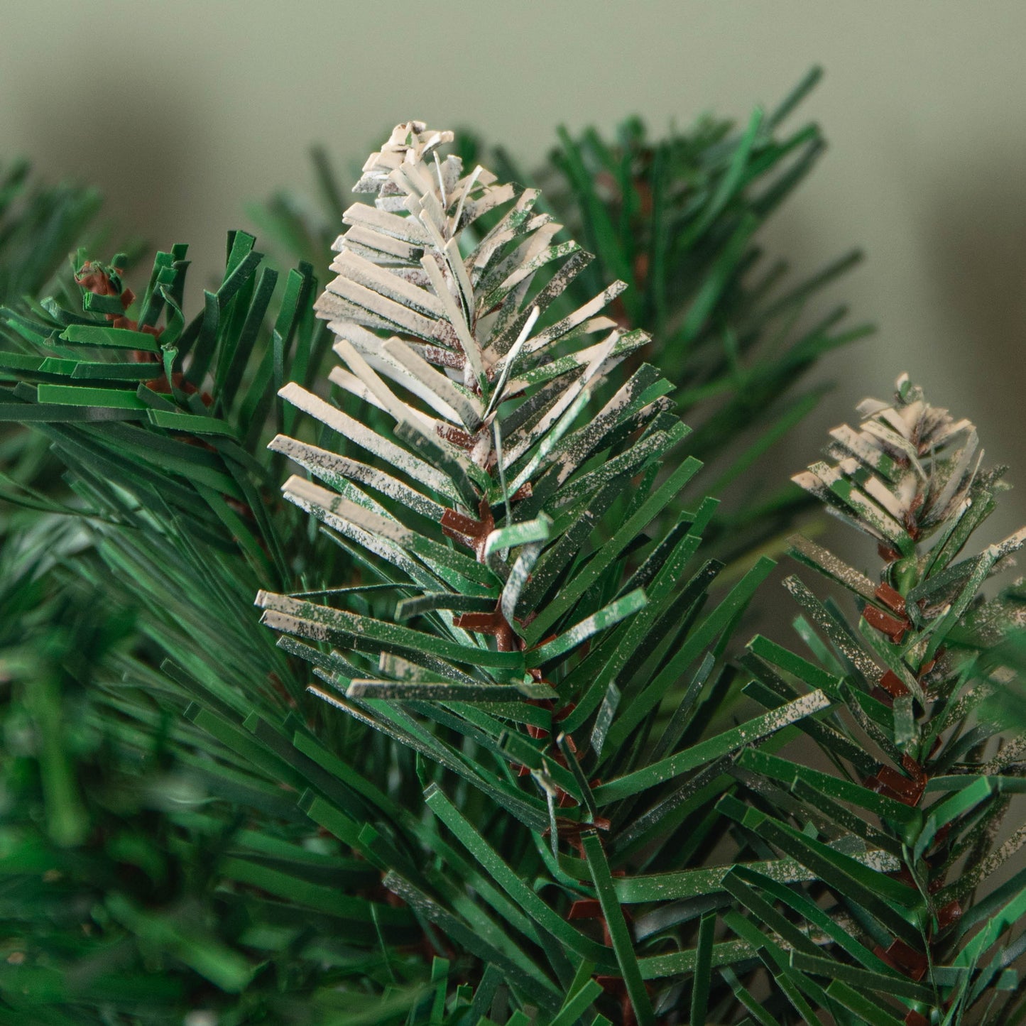2.7m Snow Tipped Christmas Garland with Pine Cones and Mixed Needles