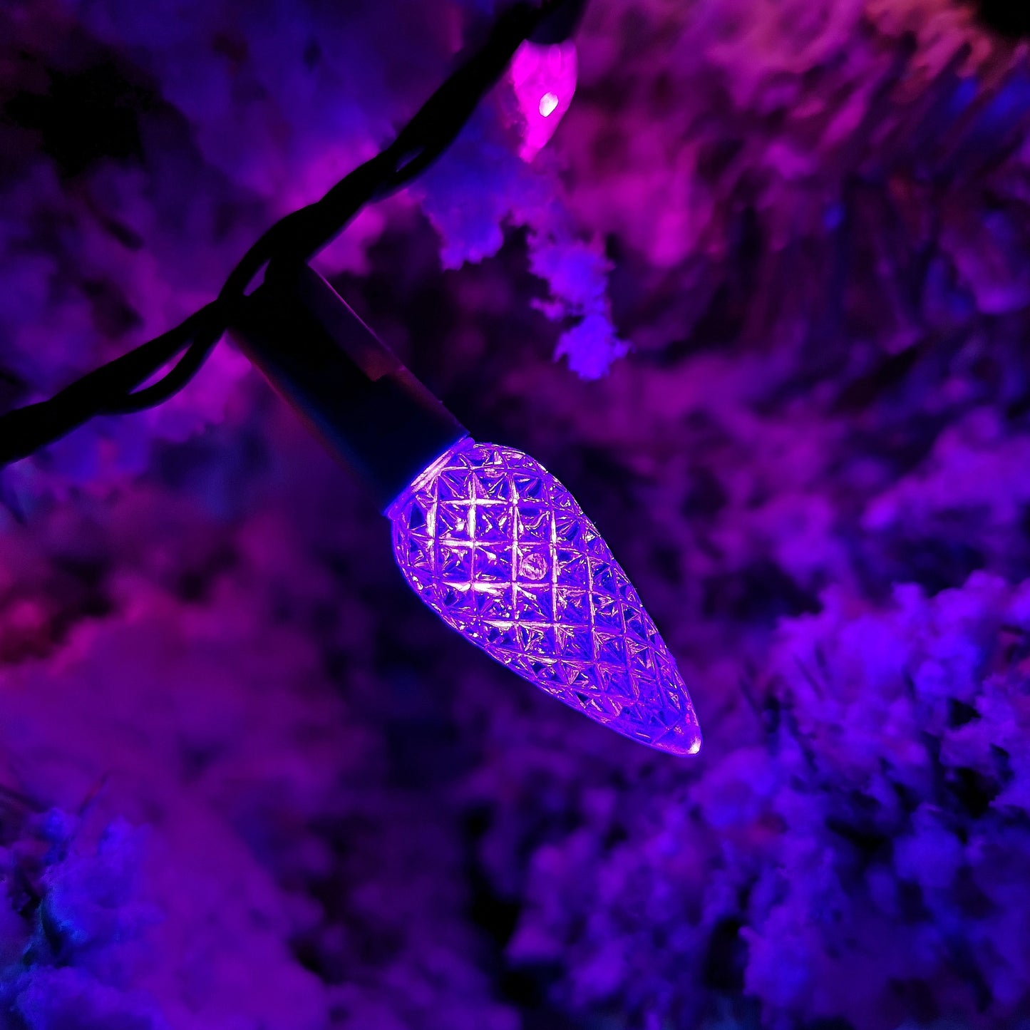 7.5m 150 LED Multi-action Pine Cone Christmas Lights in Rainbow