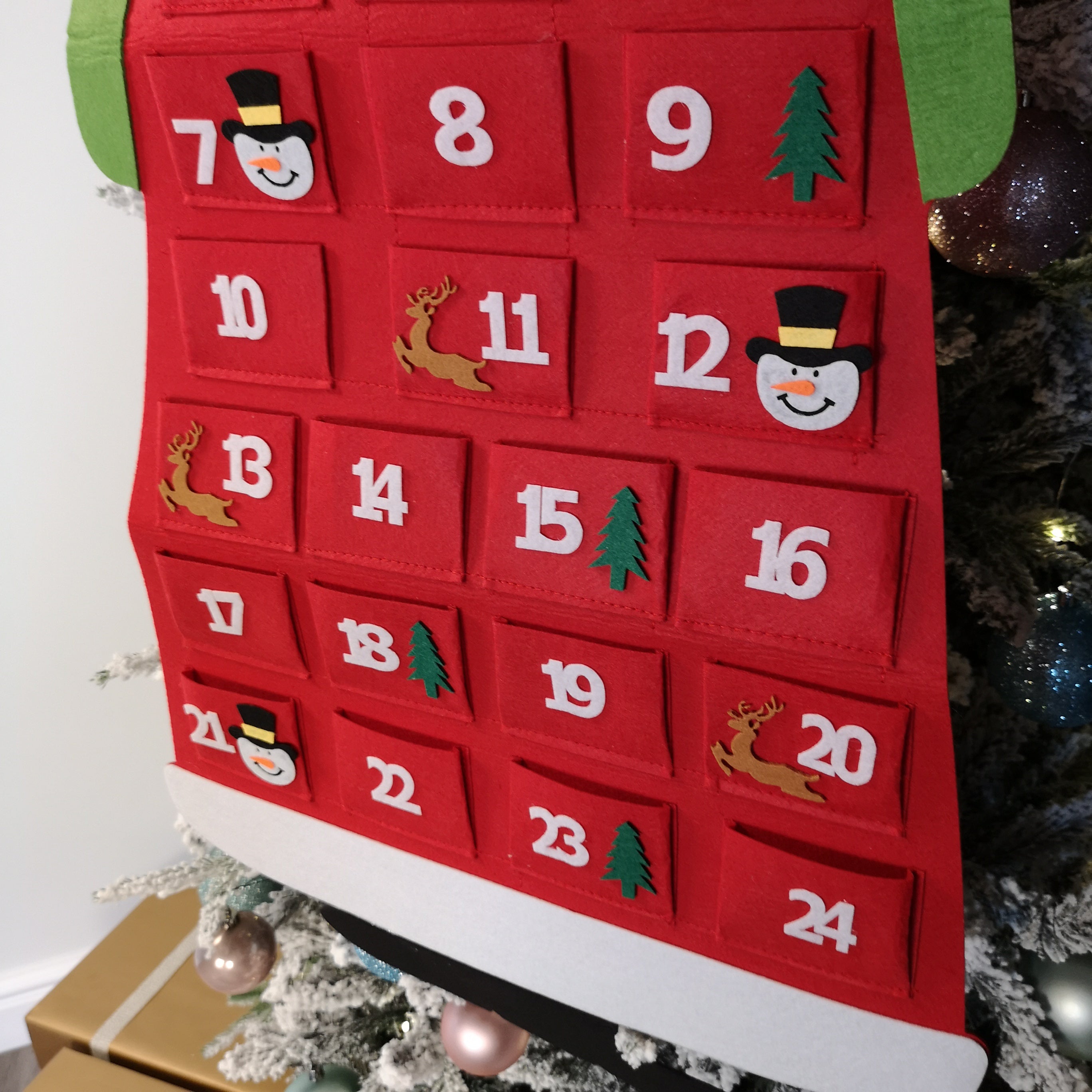 45cm x 115cm Felt Santa Advent Calendar Christmas Decoration in Red