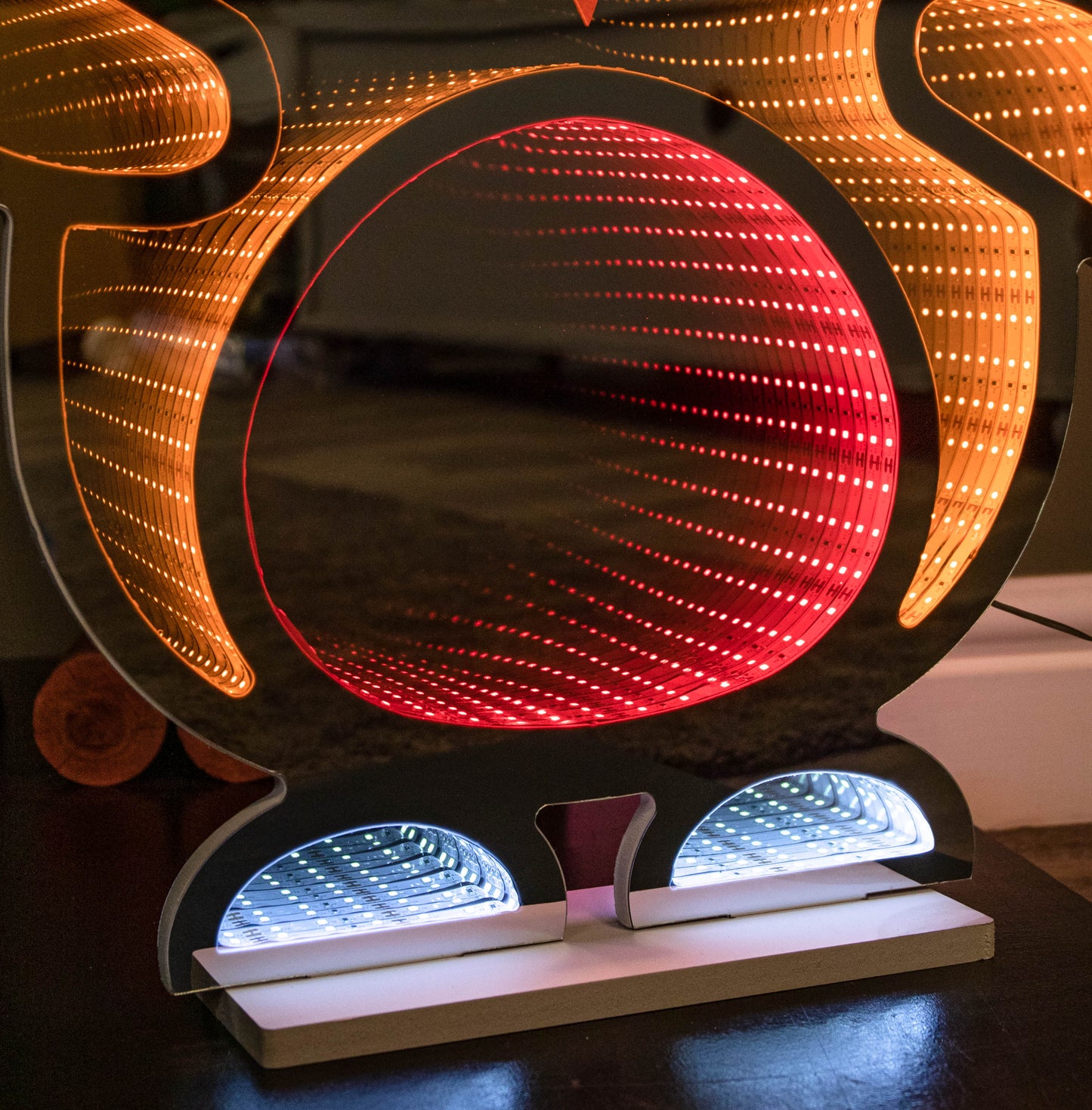 60cm Light up Robin in Santa Hat Christmas Infinity Decoration with LEDs