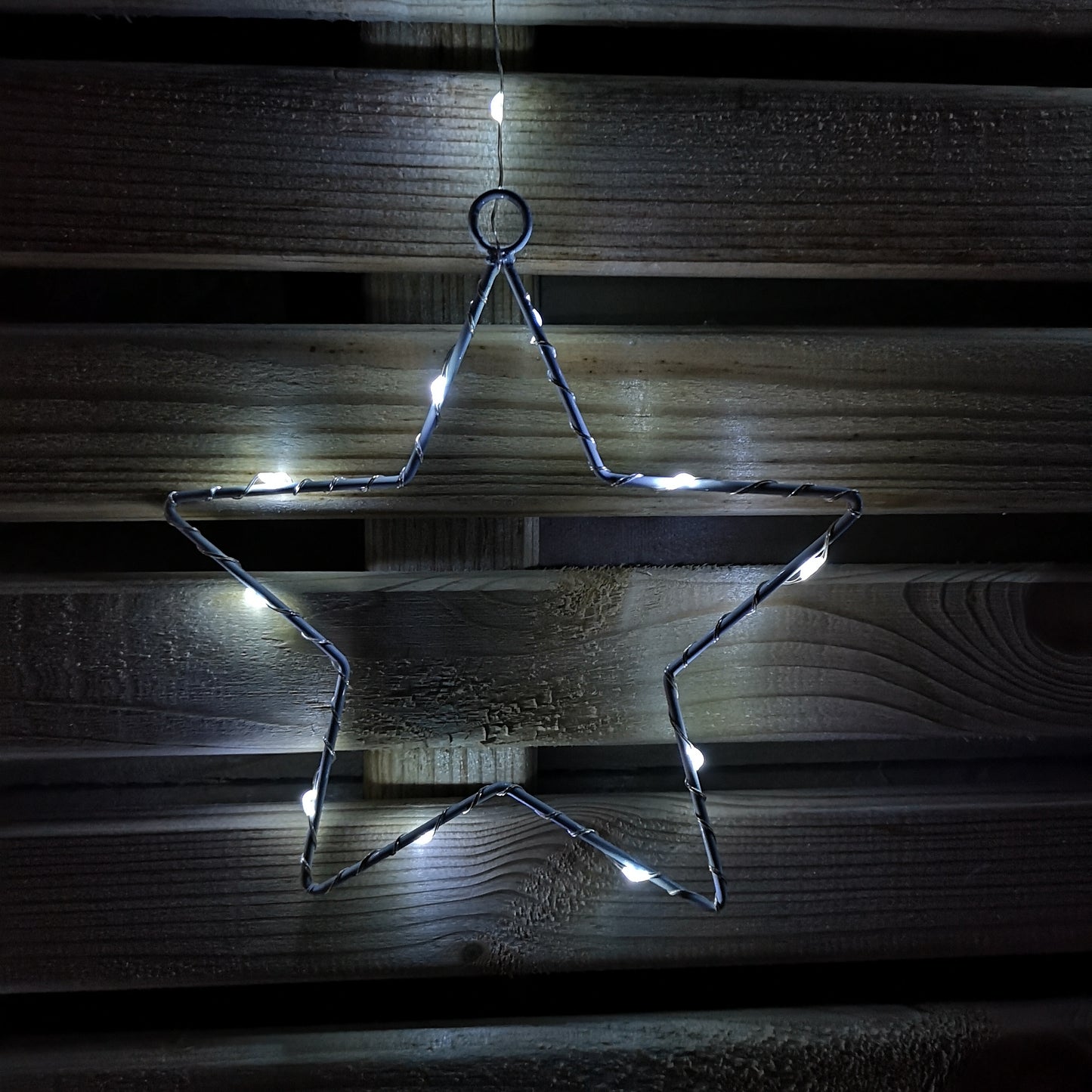 1.2m Battery Operated Christmas Star Curtain Lights with 140 White LEDs