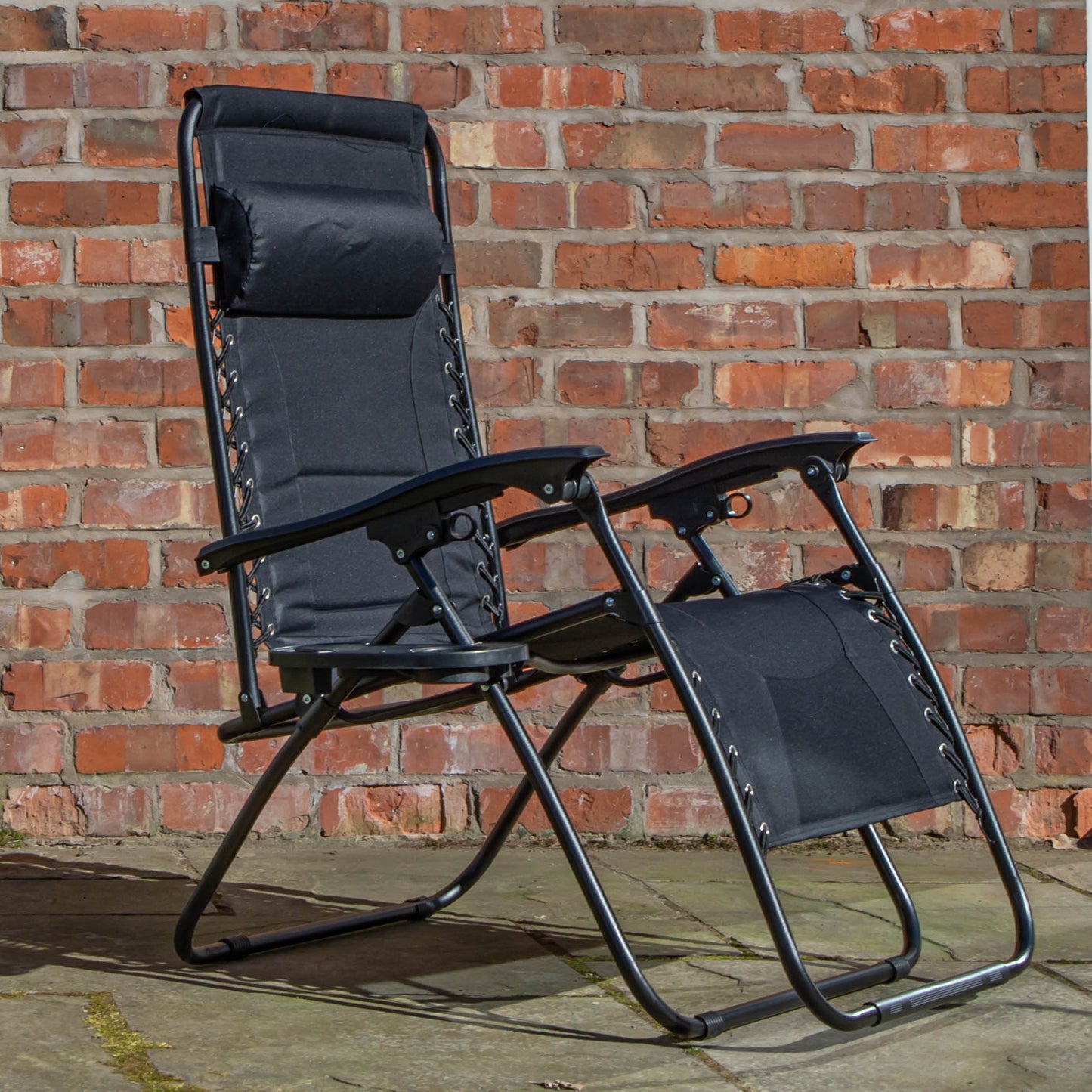Set of 2 Luxury Padded Multi Position Zero Gravity Garden Relaxer Chair Lounger in All Black