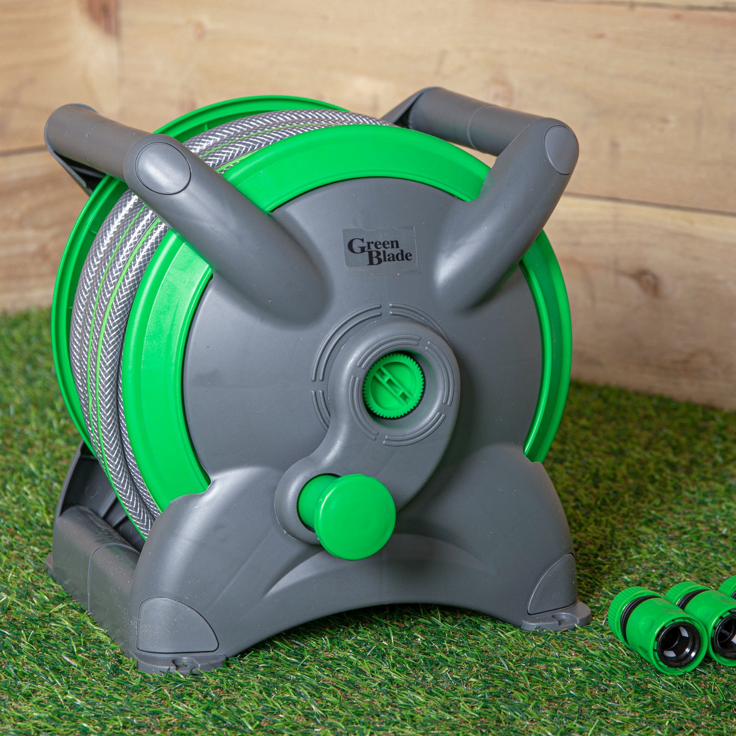 15m Compact Garden Hose Pipe Reel & 5 Nozzle Spray Gun