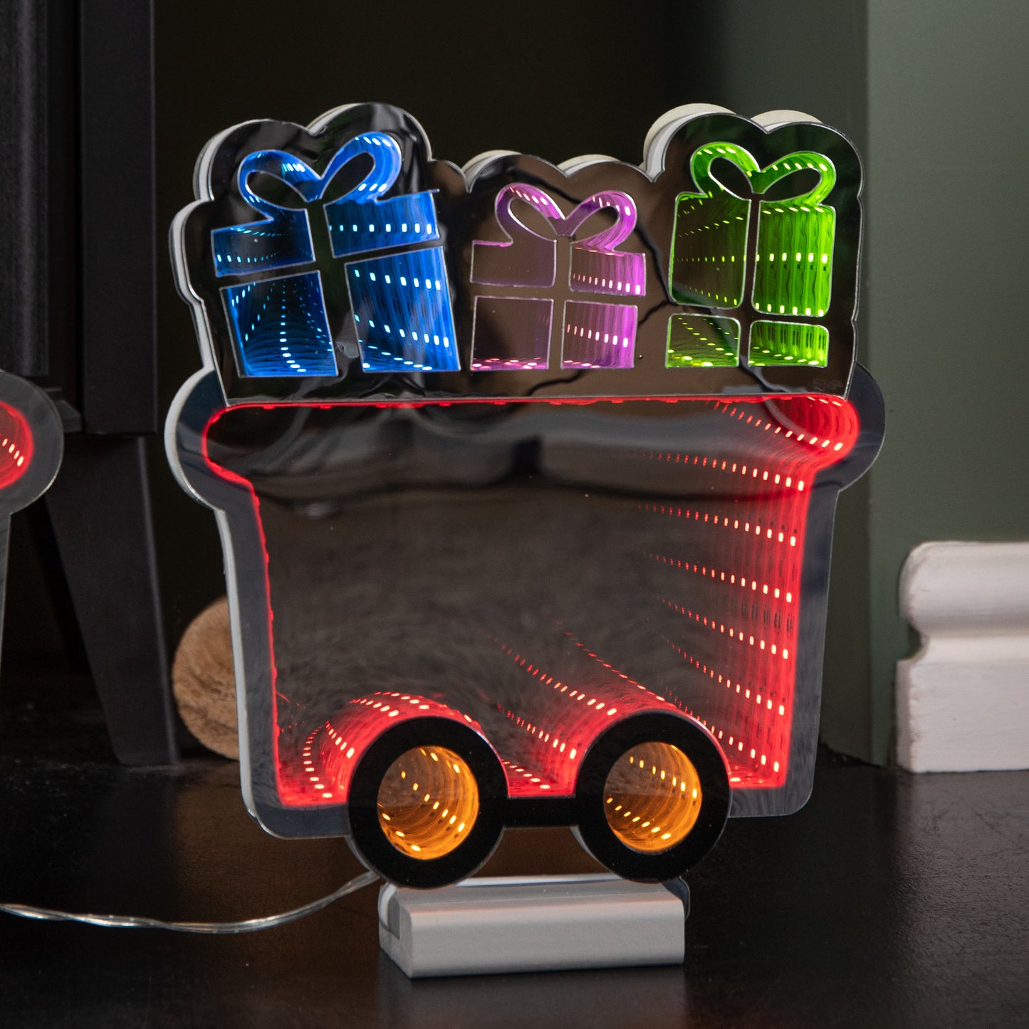 70cm Light up Infinity Christmas Train with 2 Carriages and Multi-Coloured LEDs