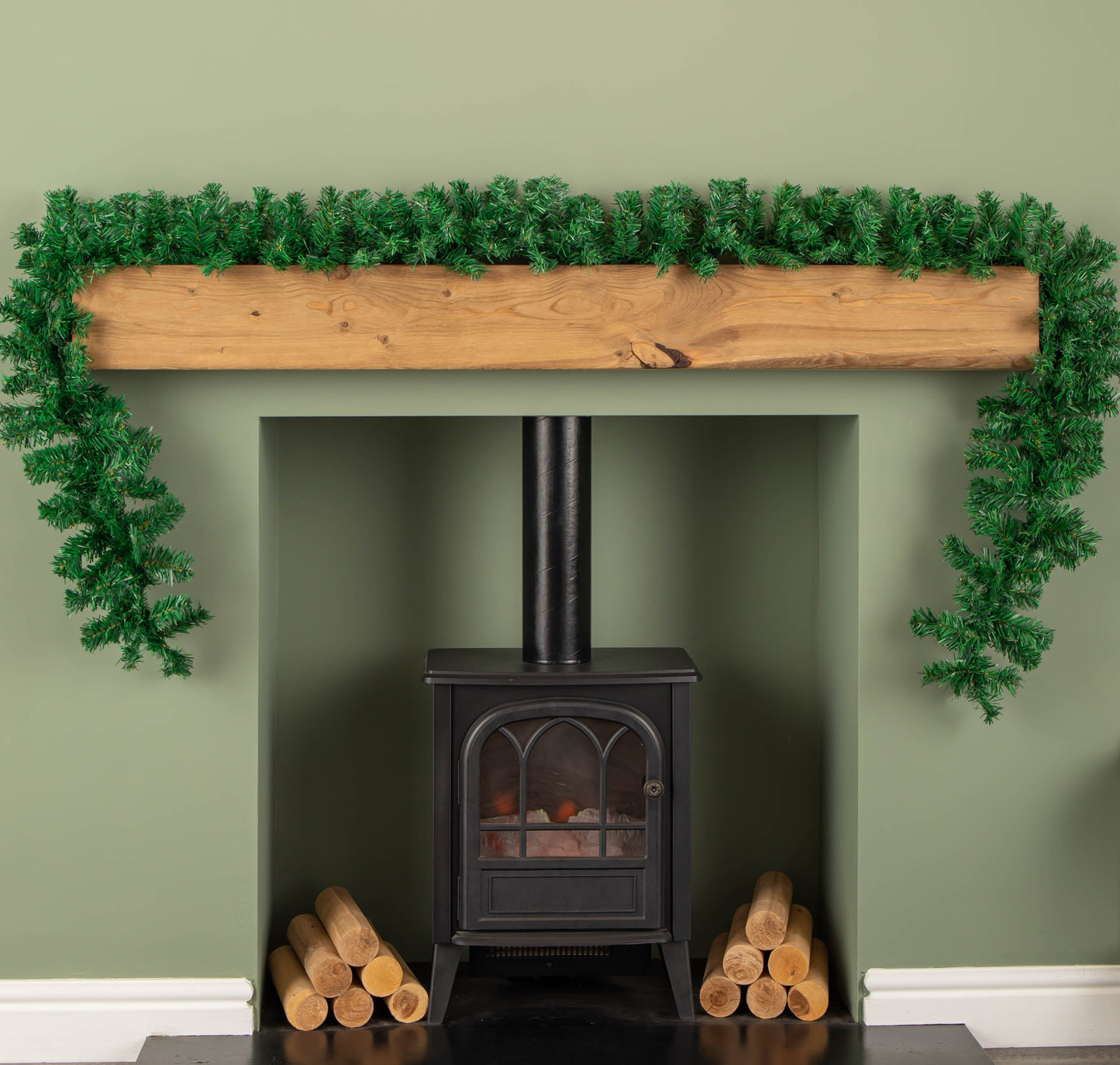 2.7m Plain Green Christmas Garland with 260 Tips