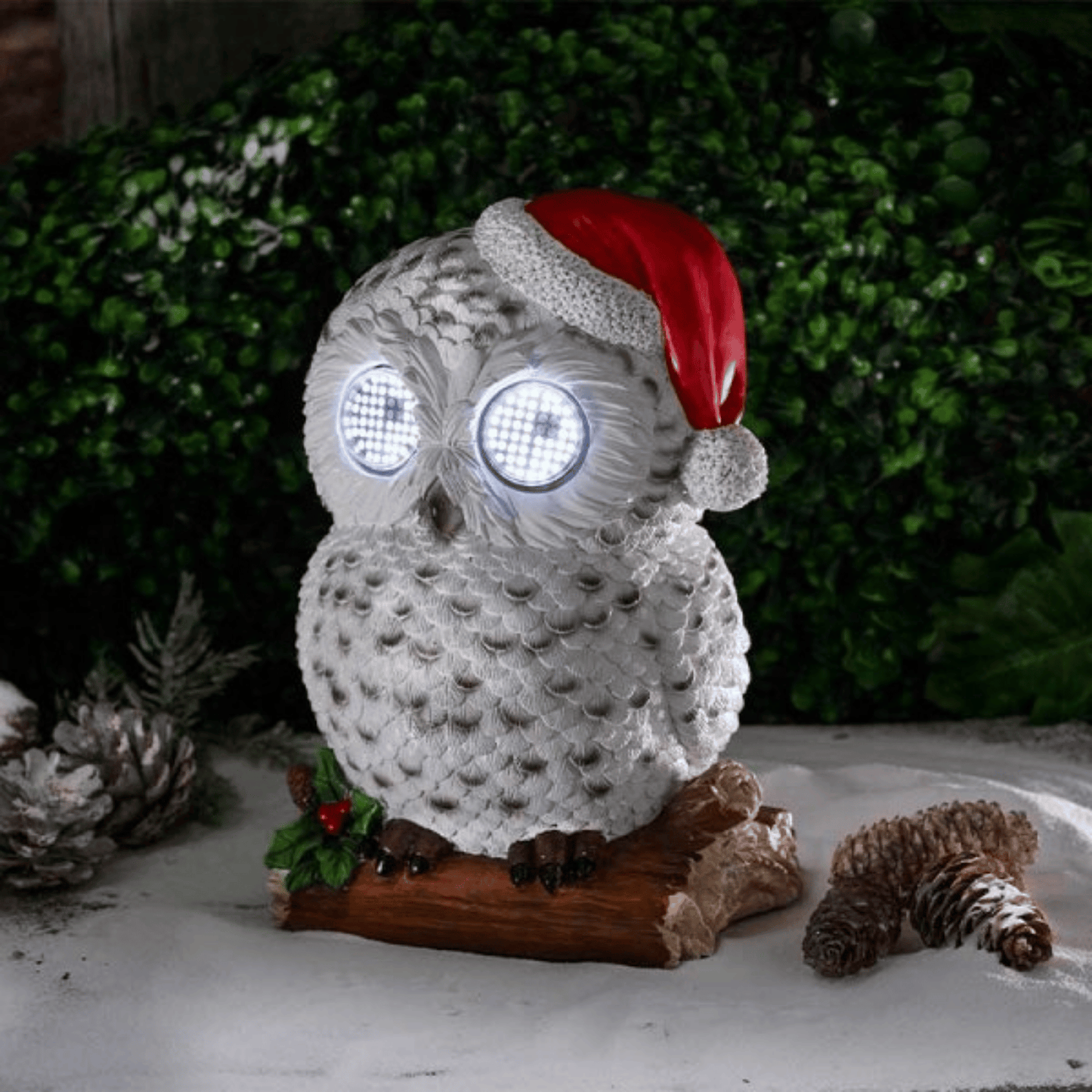 25cm Battery Operated Outdoor Blinkin' Snowy Christmas Owl with White LEDs & Timer Function