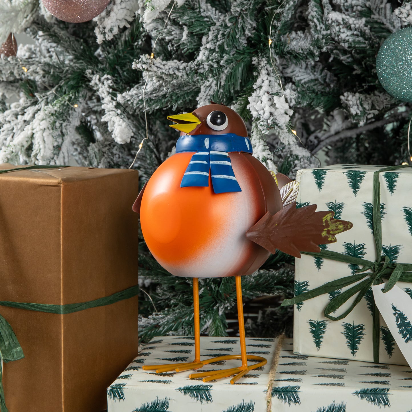 25cm Large Wobbling Rocking Hand Painted Christmas Robin Decoration