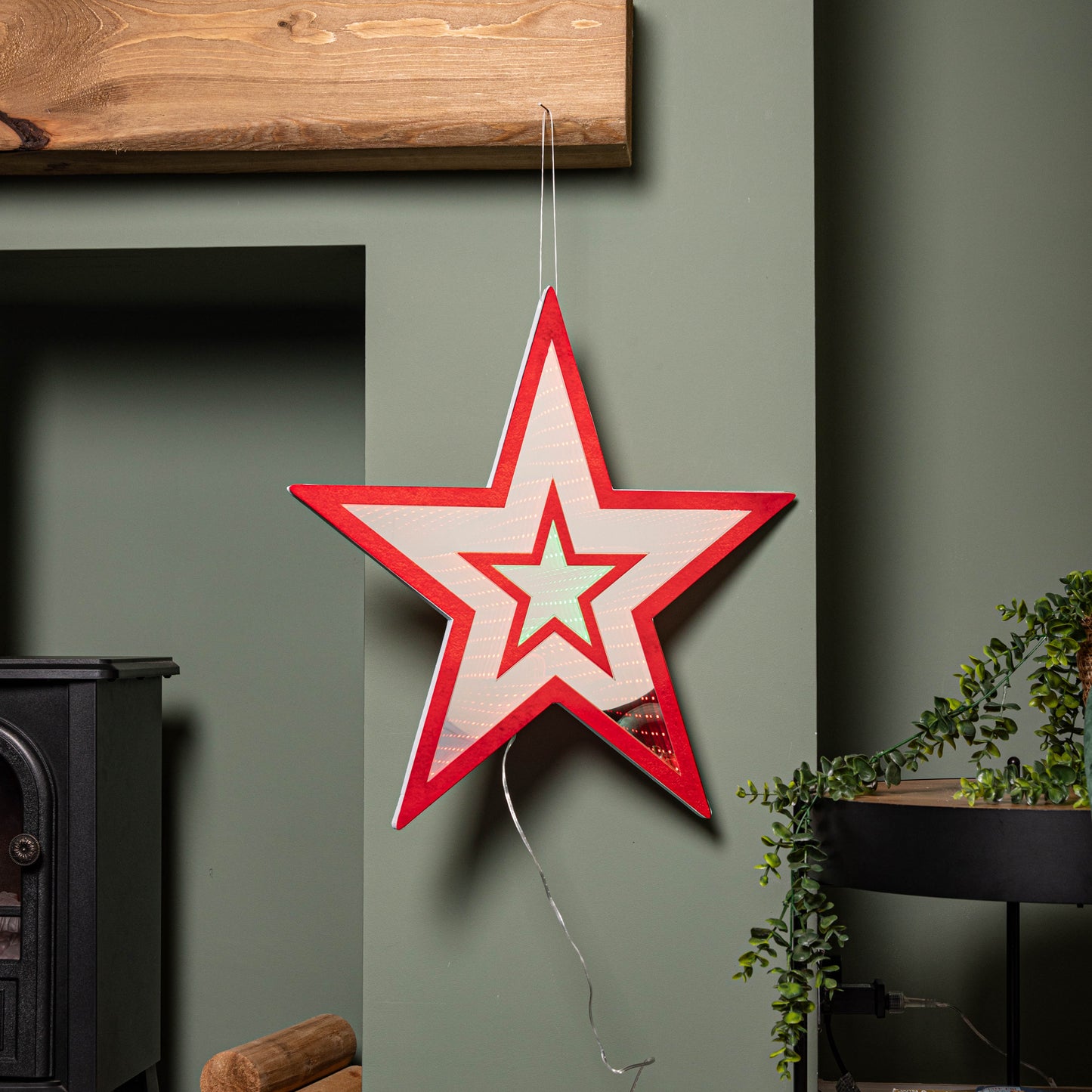 47cm Light up Star Infinity Christmas Decoration with Red and Green LEDs