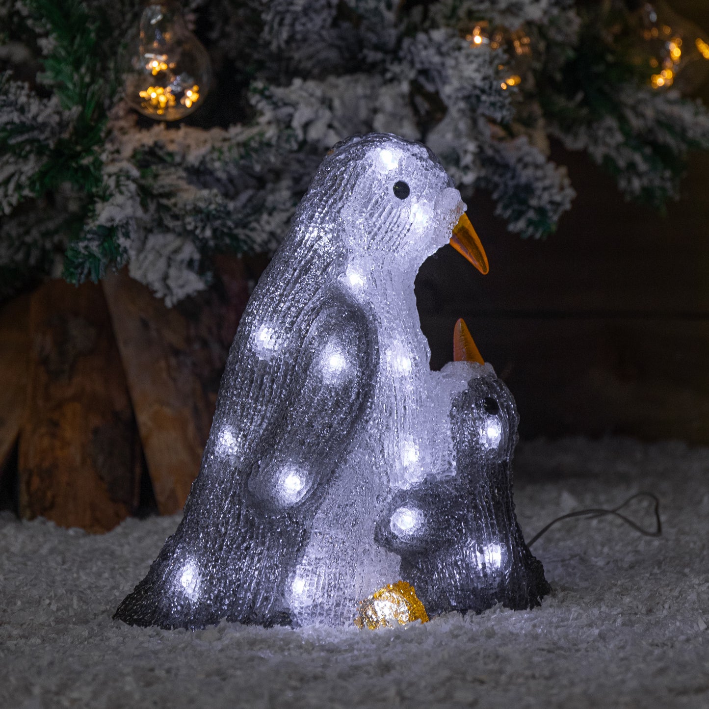28cm Light up Acrylic Mother and Chick Penguin Christmas Decoration with 30 White LEDs