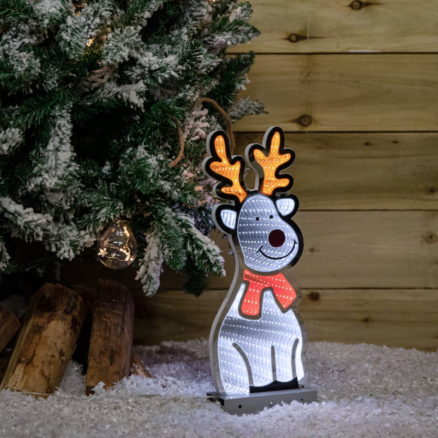 40cm Light up Christmas Reindeer Infinity Mirror Decoration on Metal Base with LEDs