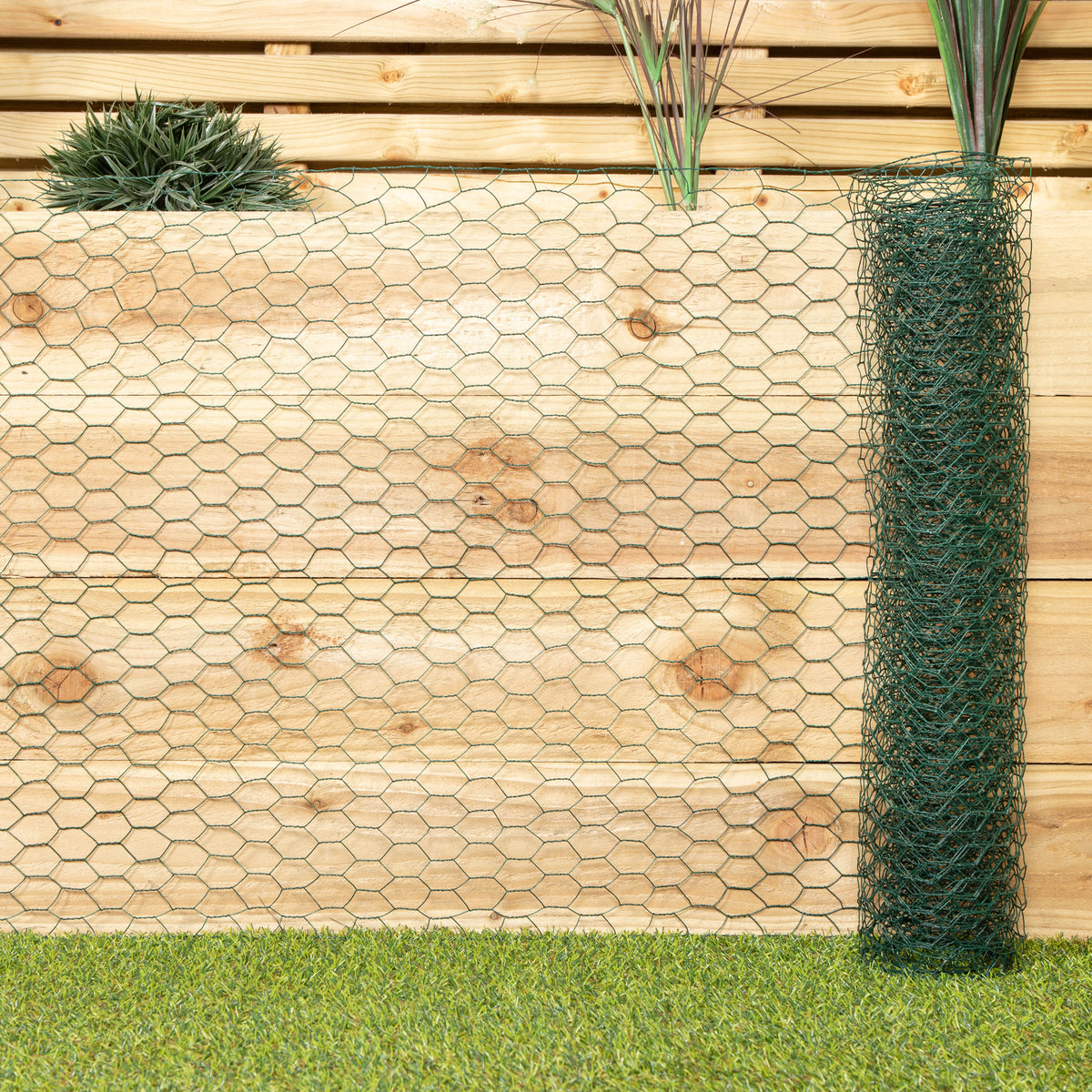 5m x 0.6m x 25mm Green PVC Coated Galvanised Chicken Garden Wire Netting / Fencing