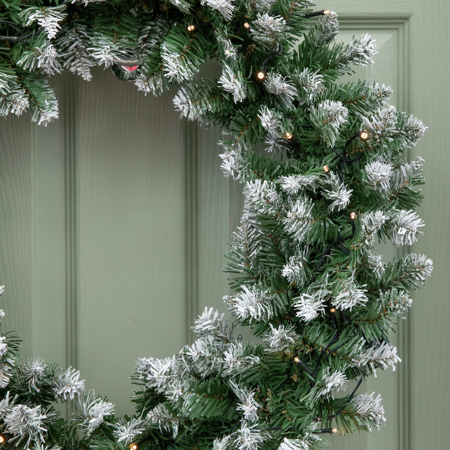 60cm Snow Tipped Christmas Wreath with 50 Warm White LEDs and 160 Bullet Tips
