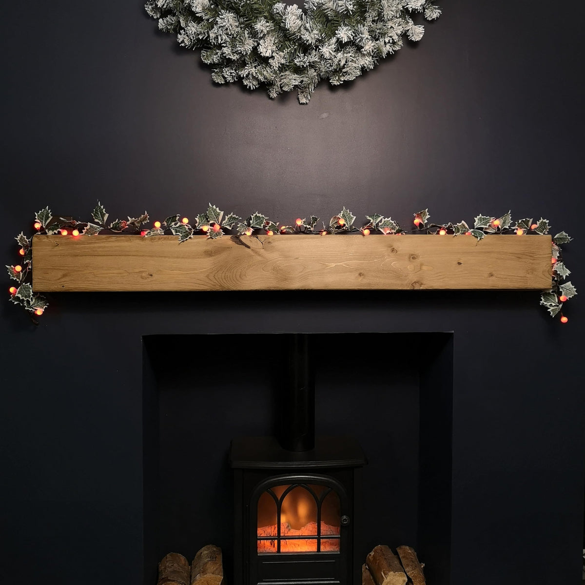 1.8m Artificial Garland with Berries & Lights Battery Operated with 35 Warm White LEDs
