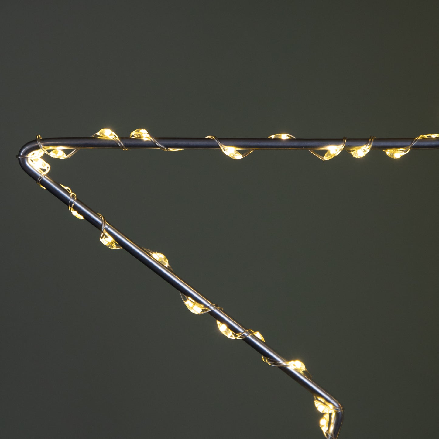 30cm Light up Dewdrop Christmas Star with 120 Warm White LEDs