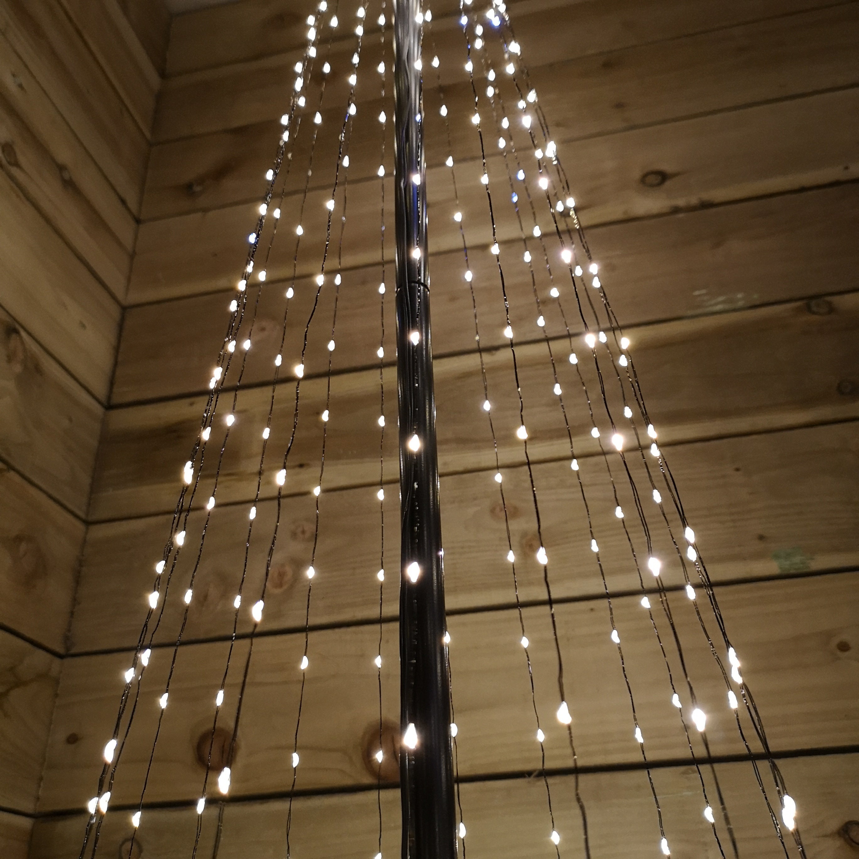 1.85m Snowtime Christma Maypole Tree 560 Flashing Wire Lights