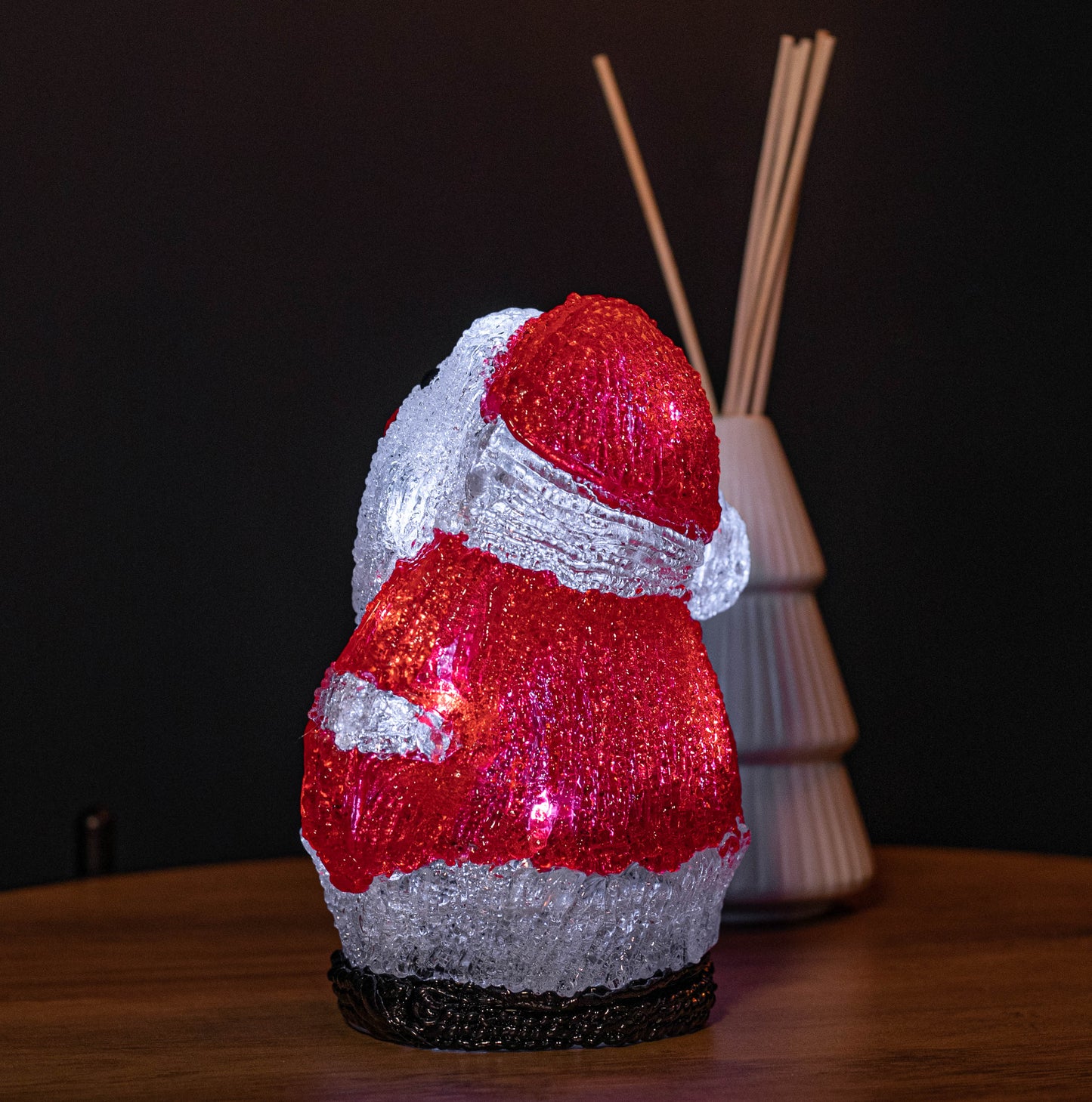 18cm Battery Operated Light up Acrylic Christmas Santa Decoration with 16 Ice White LEDs