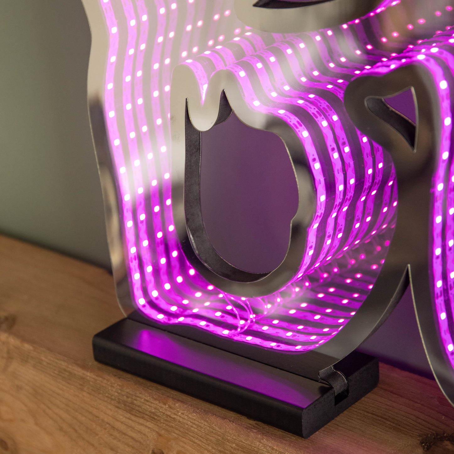 60cm Light up Halloween BOO Infinity Decoration with Pink and White LEDs