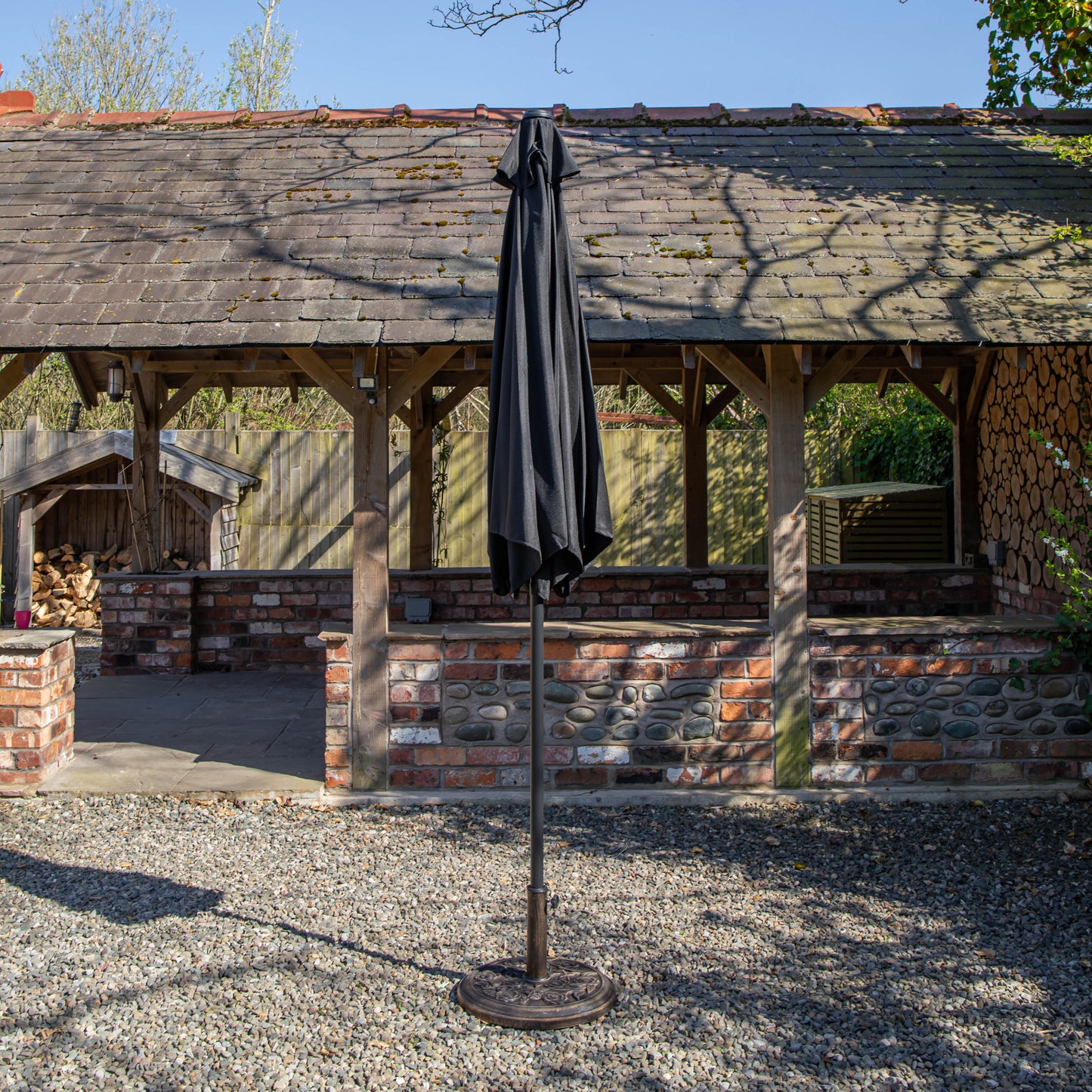2.7m Havana Garden Patio Parasol with Crank Handle in Black with 9kg Base Included