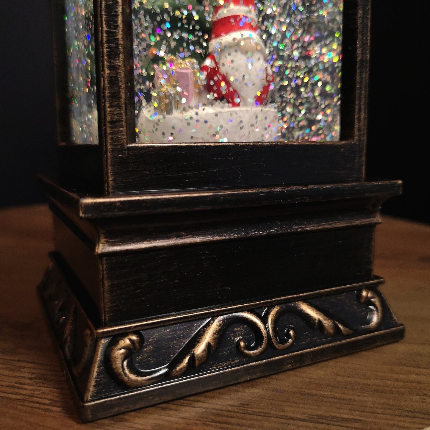 28cm LED Christmas Glitter Water Spinner Antique Lantern Snowy Gonk Scene