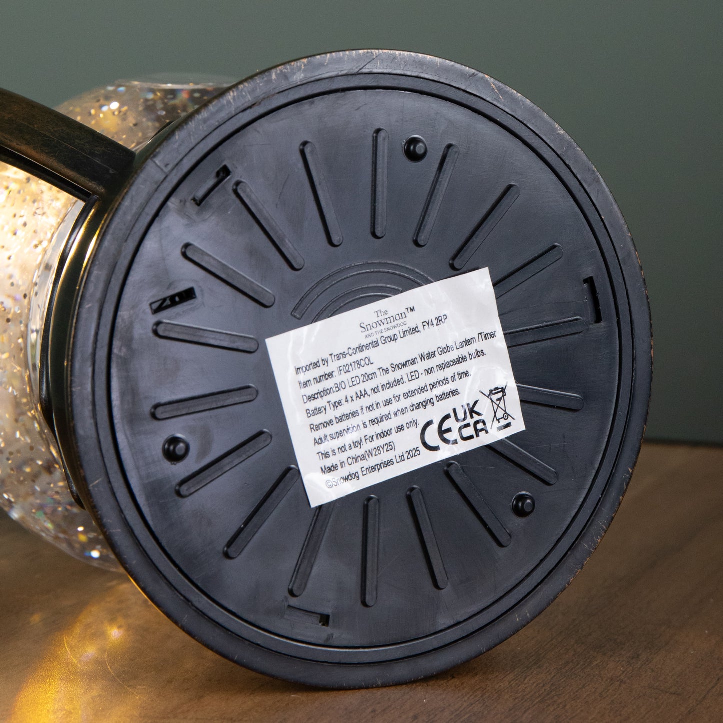 20cm Battery Operated Light up The Snowman Christmas Water Spinner Globe with LEDs