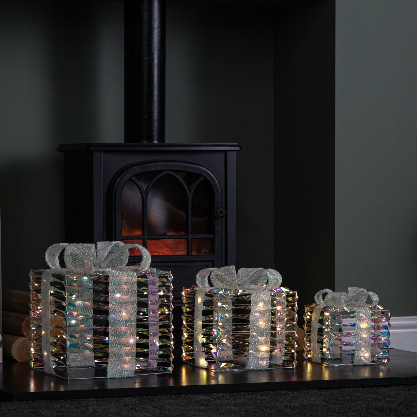 30cm Set of 3 Battery Operated Light up Star Shimmer Christmas Parcels with 90 Warm White LEDs